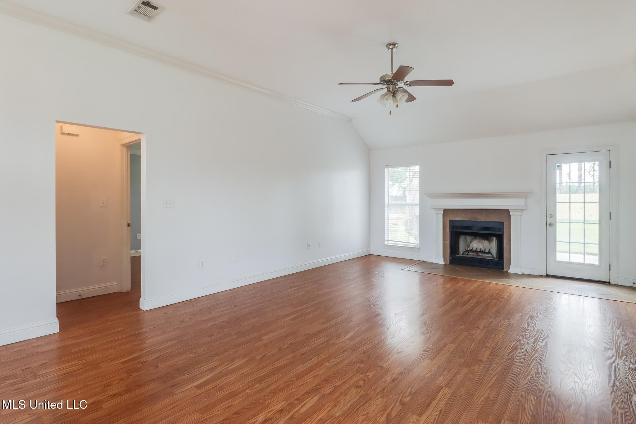 2909 Village Circle, Ocean Springs, Mississippi image 8