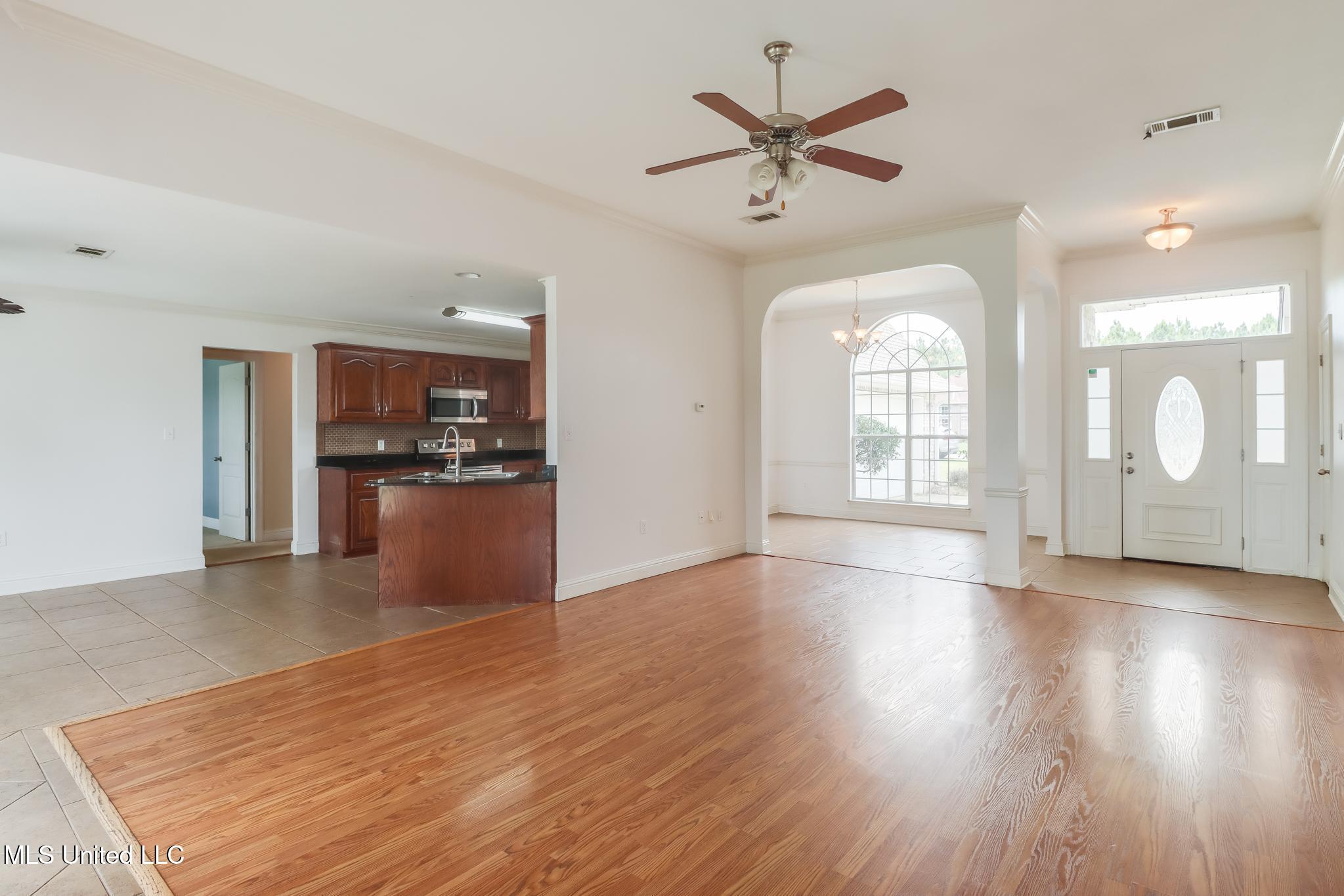 2909 Village Circle, Ocean Springs, Mississippi image 9