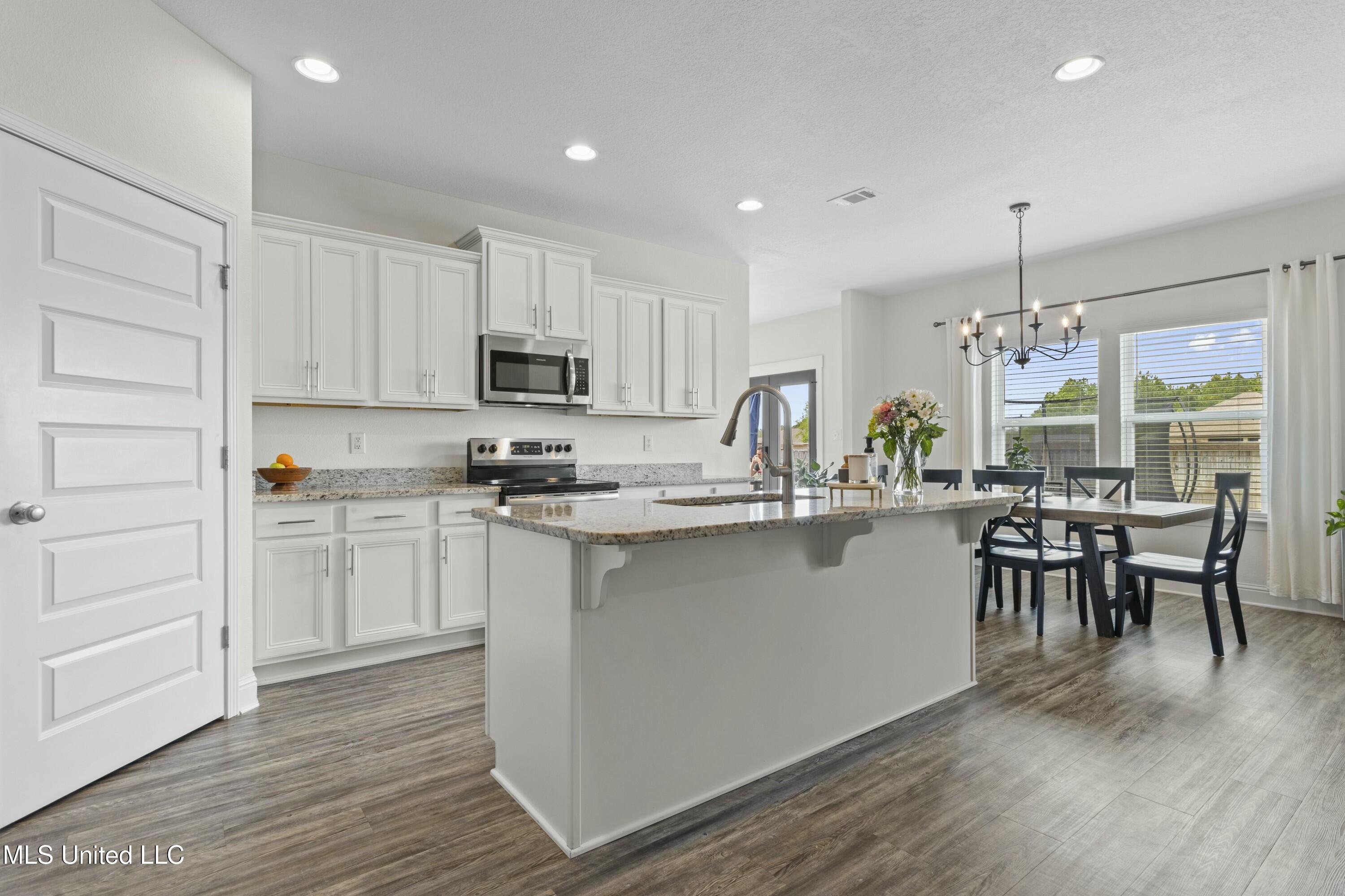 1020 Gannet Lane, Ocean Springs, Mississippi image 11
