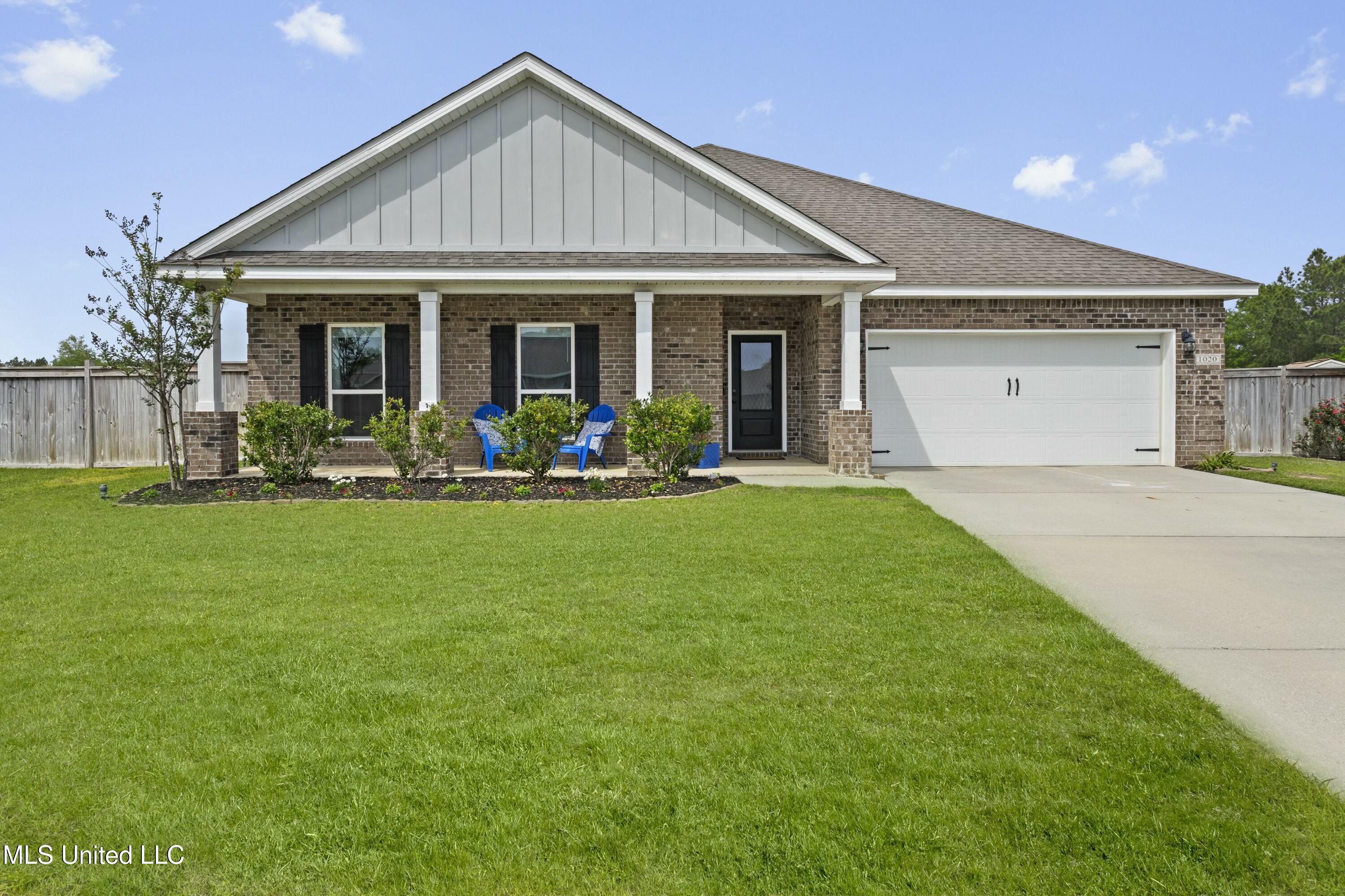 1020 Gannet Lane, Ocean Springs, Mississippi image 2