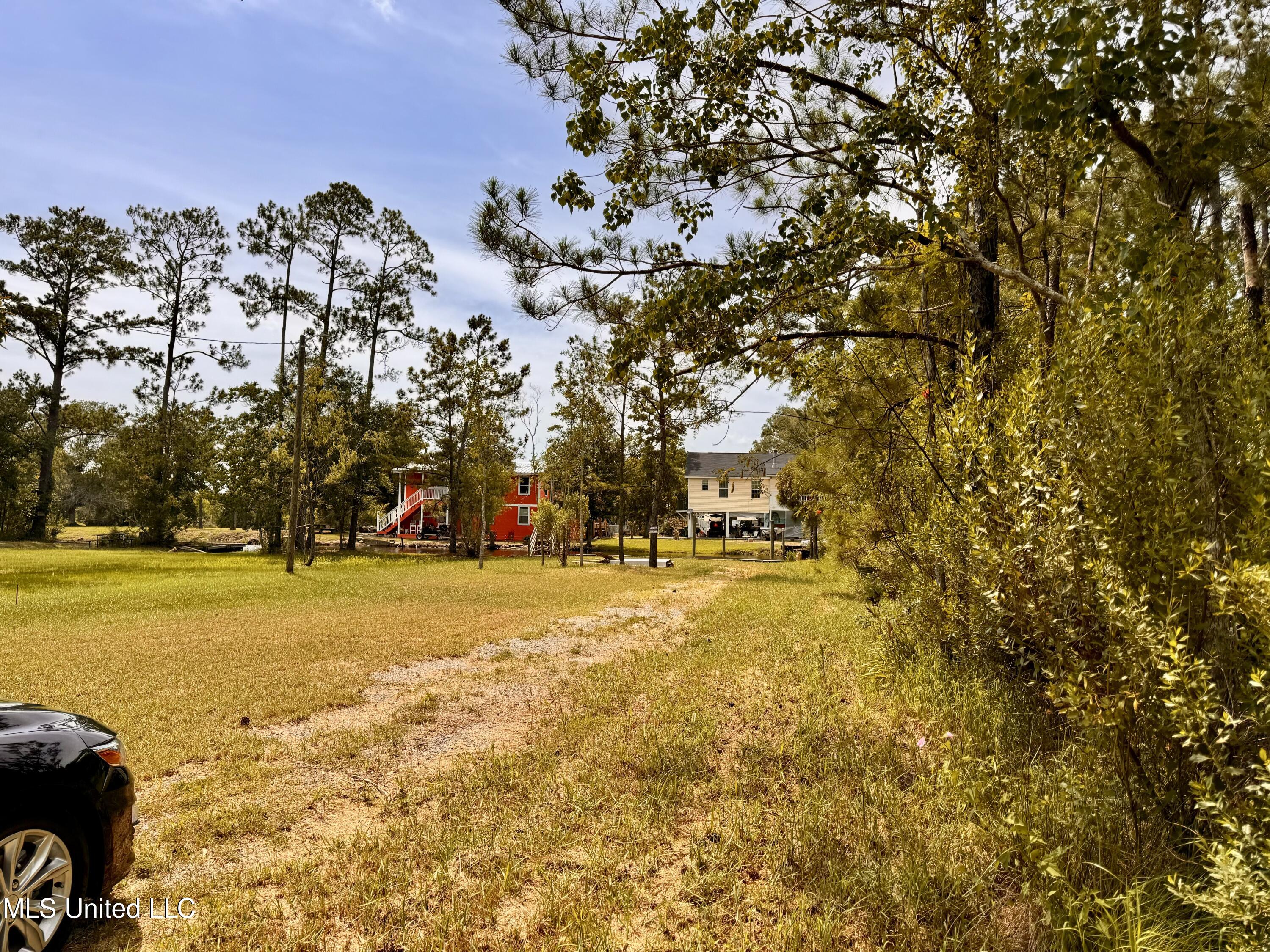 10061 W Bayou View Drive, Bay Saint Louis, Mississippi image 2