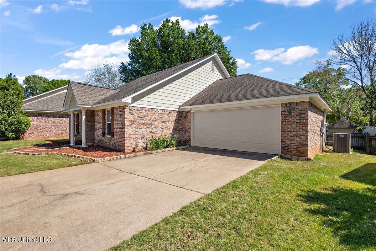 130 Basswood Circle, Brandon, Mississippi image 3