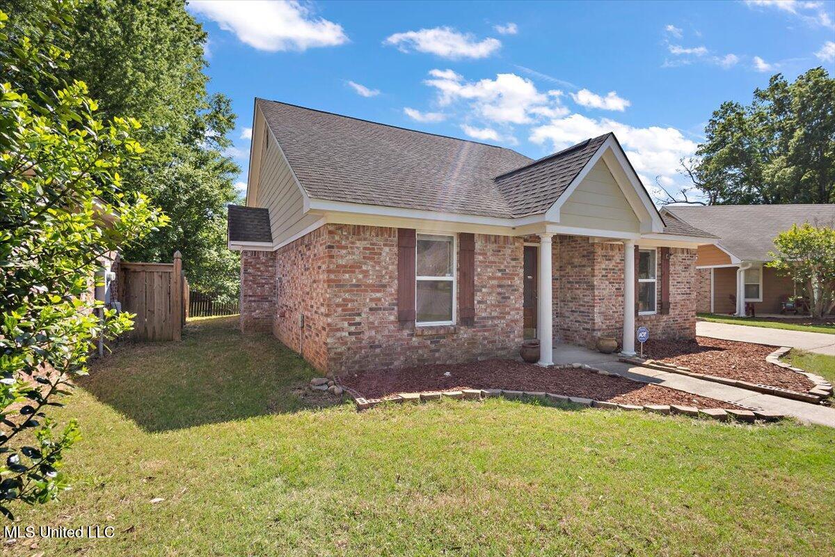 130 Basswood Circle, Brandon, Mississippi image 2