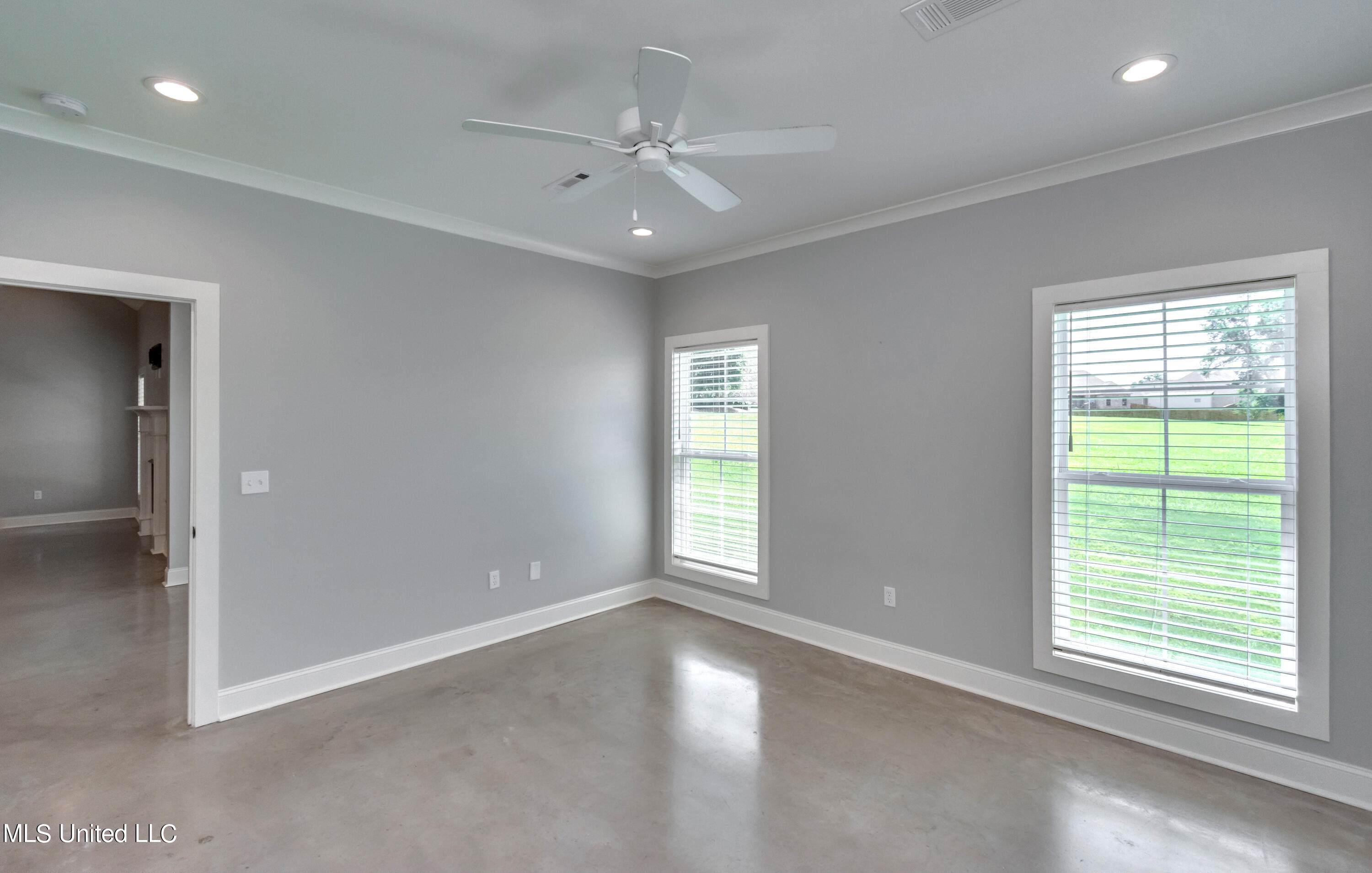 Canton, Mississippi 39046, United States, 4 Bedrooms Bedrooms, ,3 BathroomsBathrooms,Residential,Pending,59758