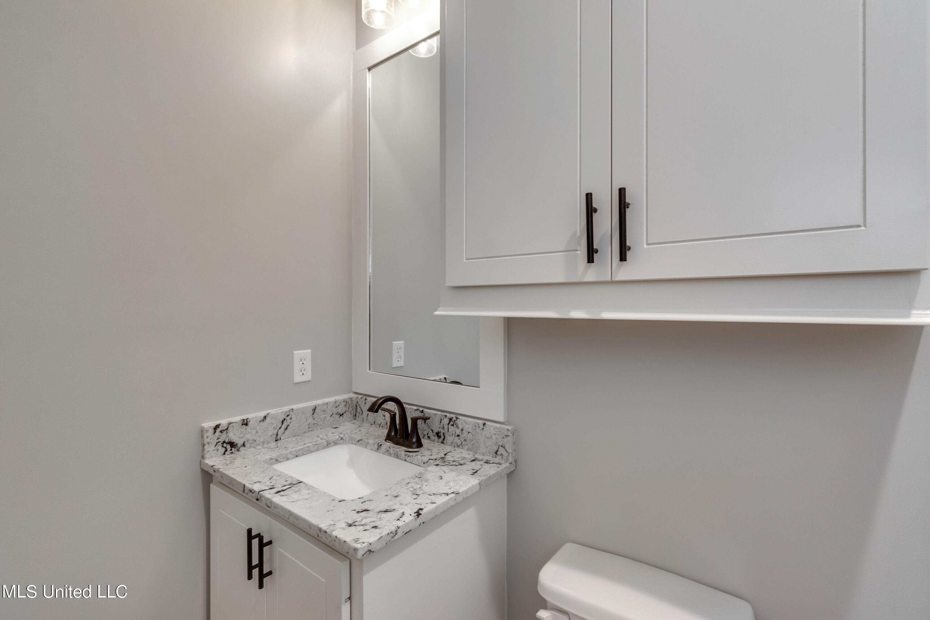 Canton, Mississippi 39046, United States, 4 Bedrooms Bedrooms, ,3 BathroomsBathrooms,Residential,Pending,59758