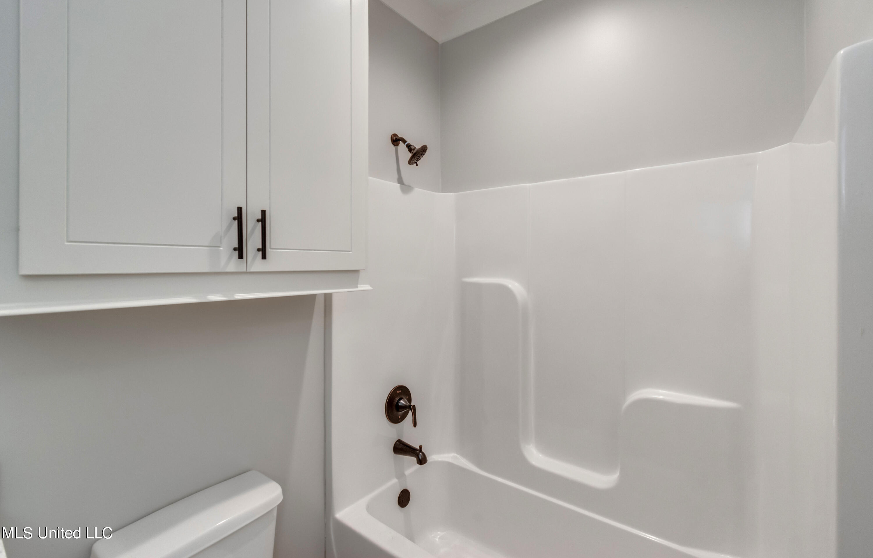 Canton, Mississippi 39046, United States, 4 Bedrooms Bedrooms, ,3 BathroomsBathrooms,Residential,Pending,59758