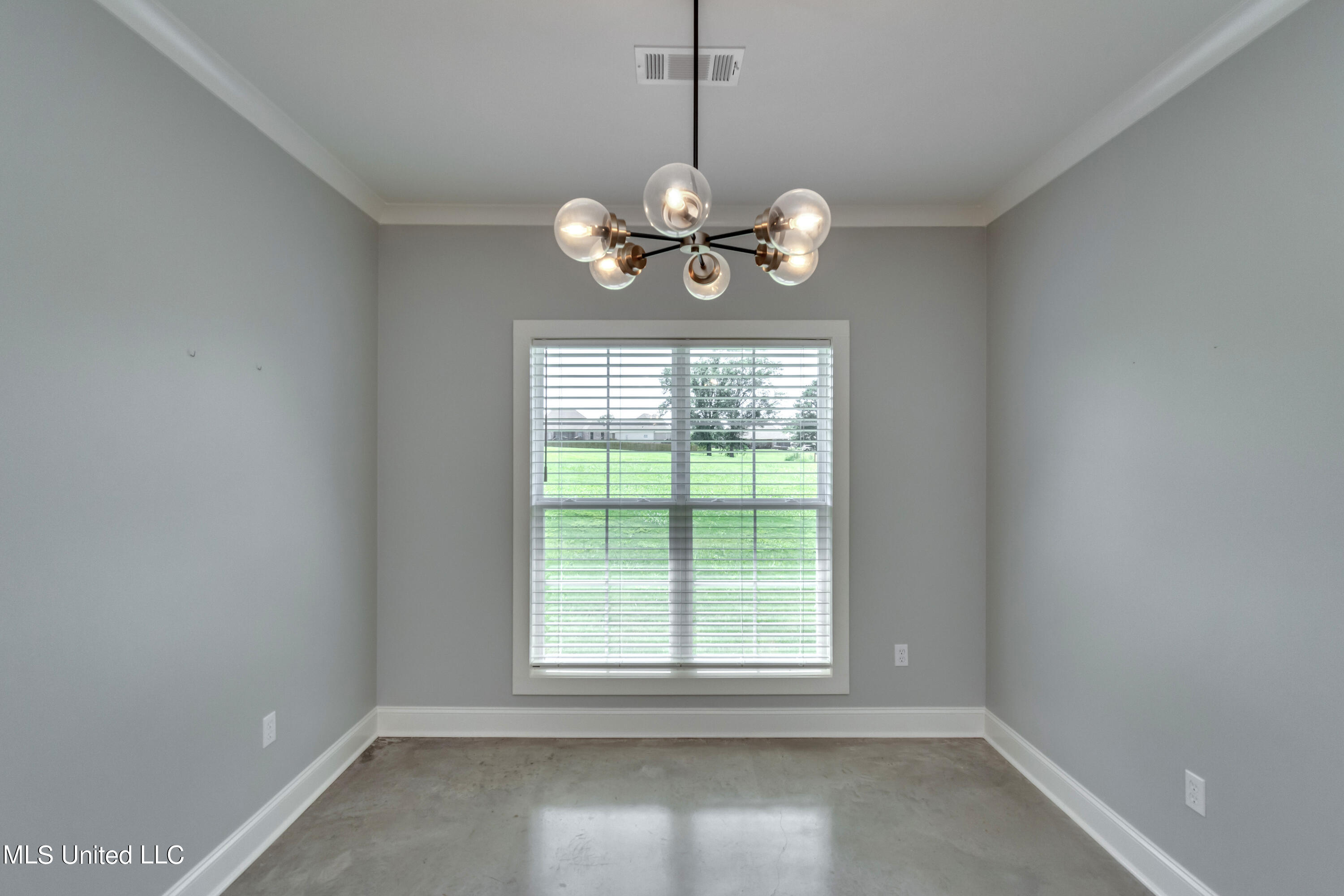 Canton, Mississippi 39046, United States, 4 Bedrooms Bedrooms, ,3 BathroomsBathrooms,Residential,Pending,59758