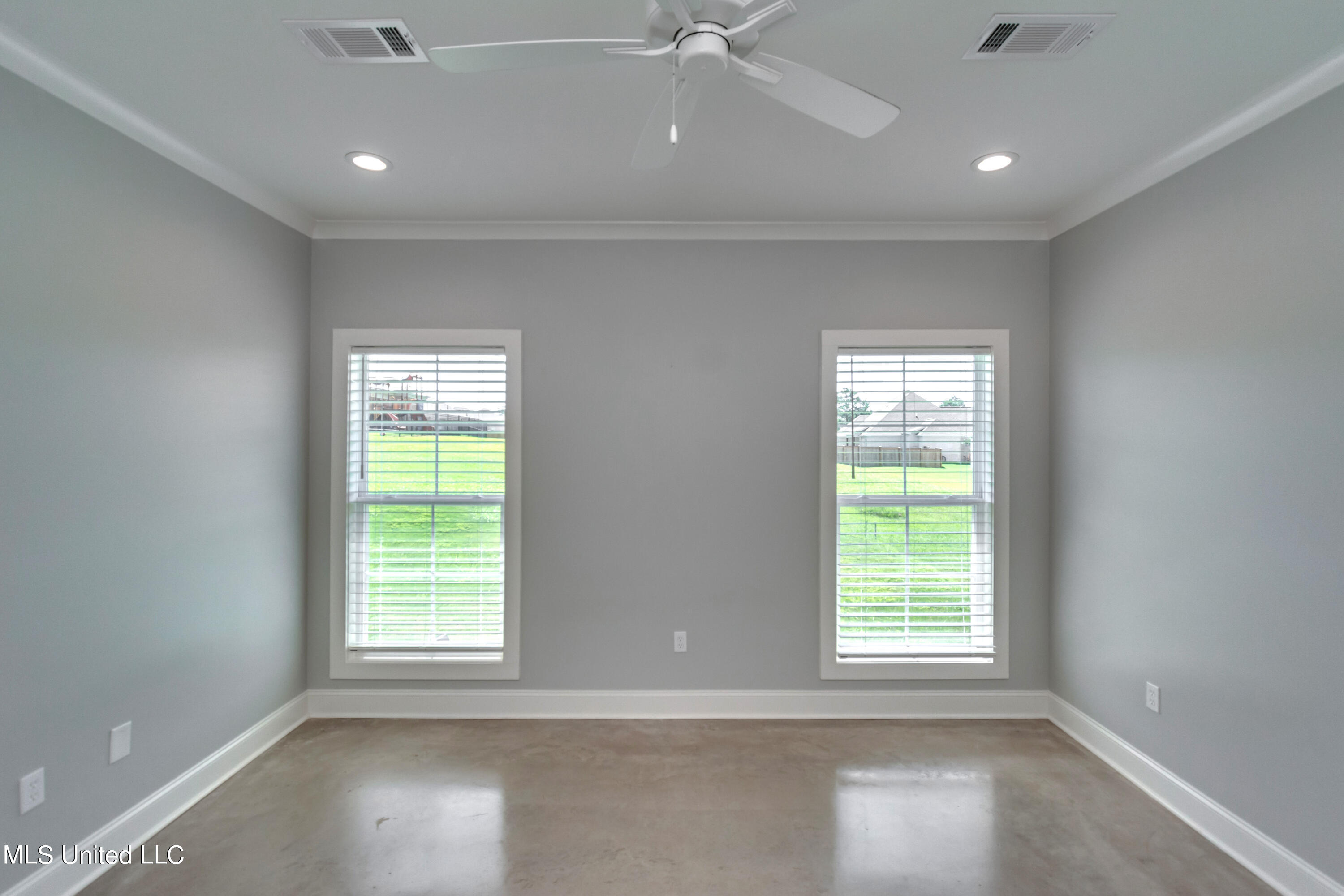 Canton, Mississippi 39046, United States, 4 Bedrooms Bedrooms, ,3 BathroomsBathrooms,Residential,Pending,59758