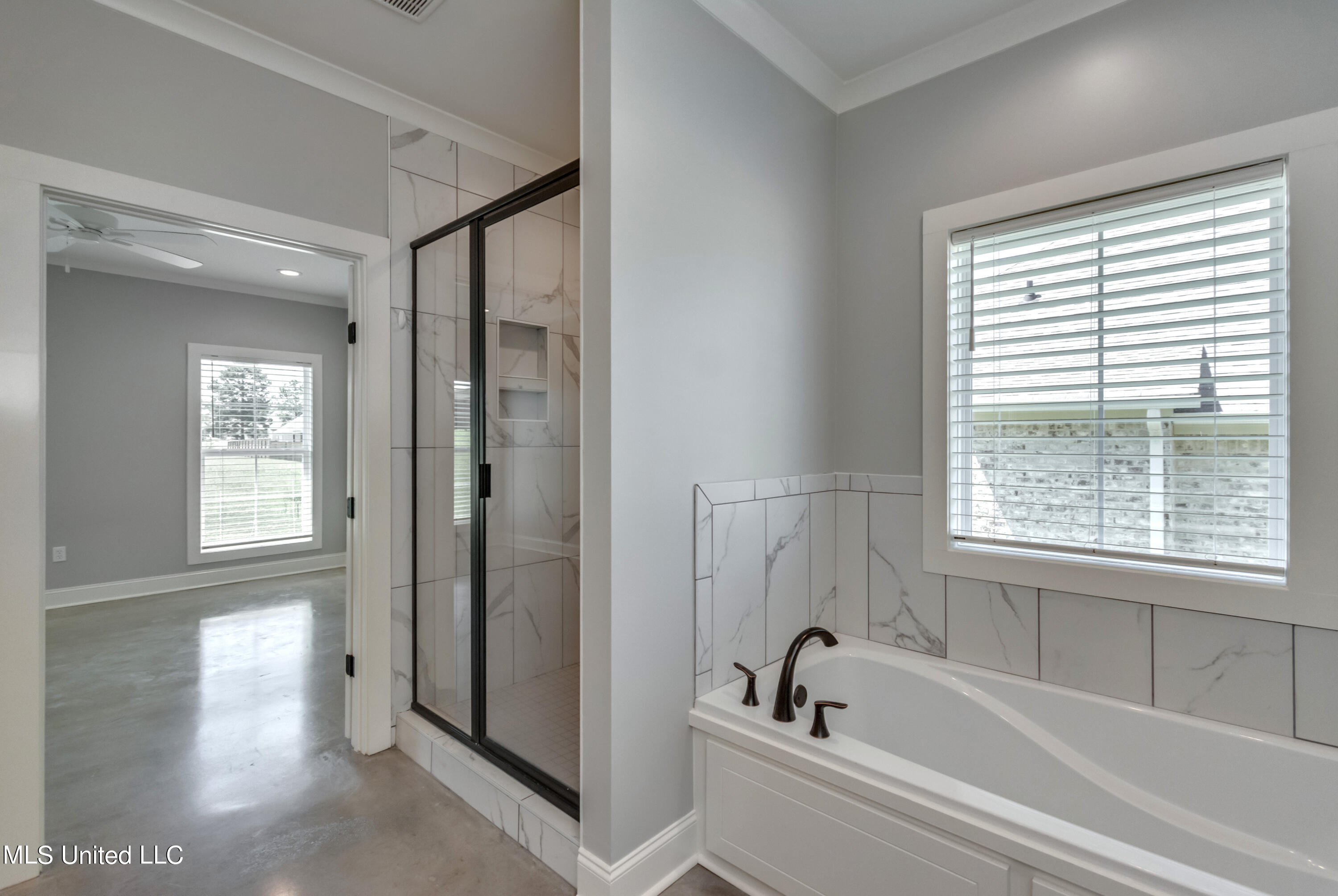 Canton, Mississippi 39046, United States, 4 Bedrooms Bedrooms, ,3 BathroomsBathrooms,Residential,Pending,59758