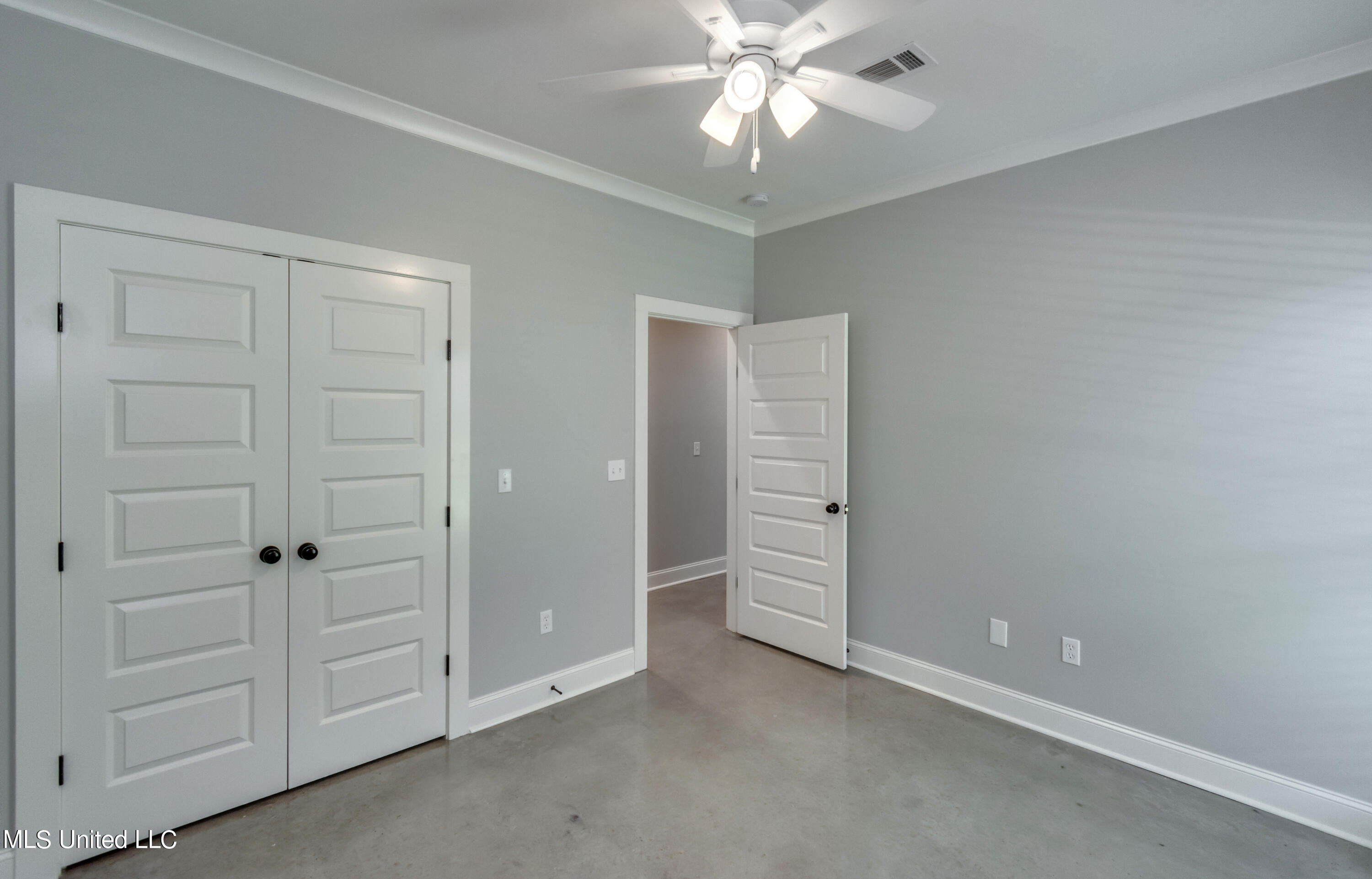 Canton, Mississippi 39046, United States, 4 Bedrooms Bedrooms, ,3 BathroomsBathrooms,Residential,Pending,59758