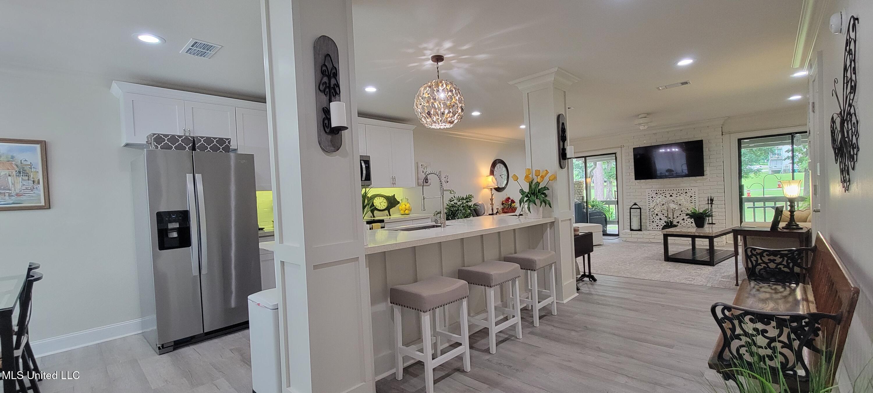 417 Highpoint Drive, Diamondhead, Mississippi image 3