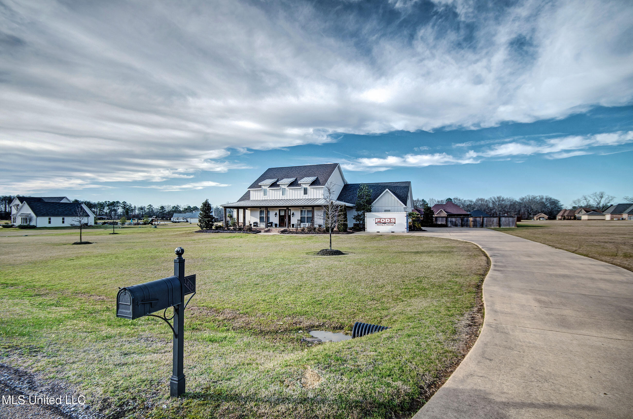 1019 Woodbridge Drive, Brandon, Mississippi image 1