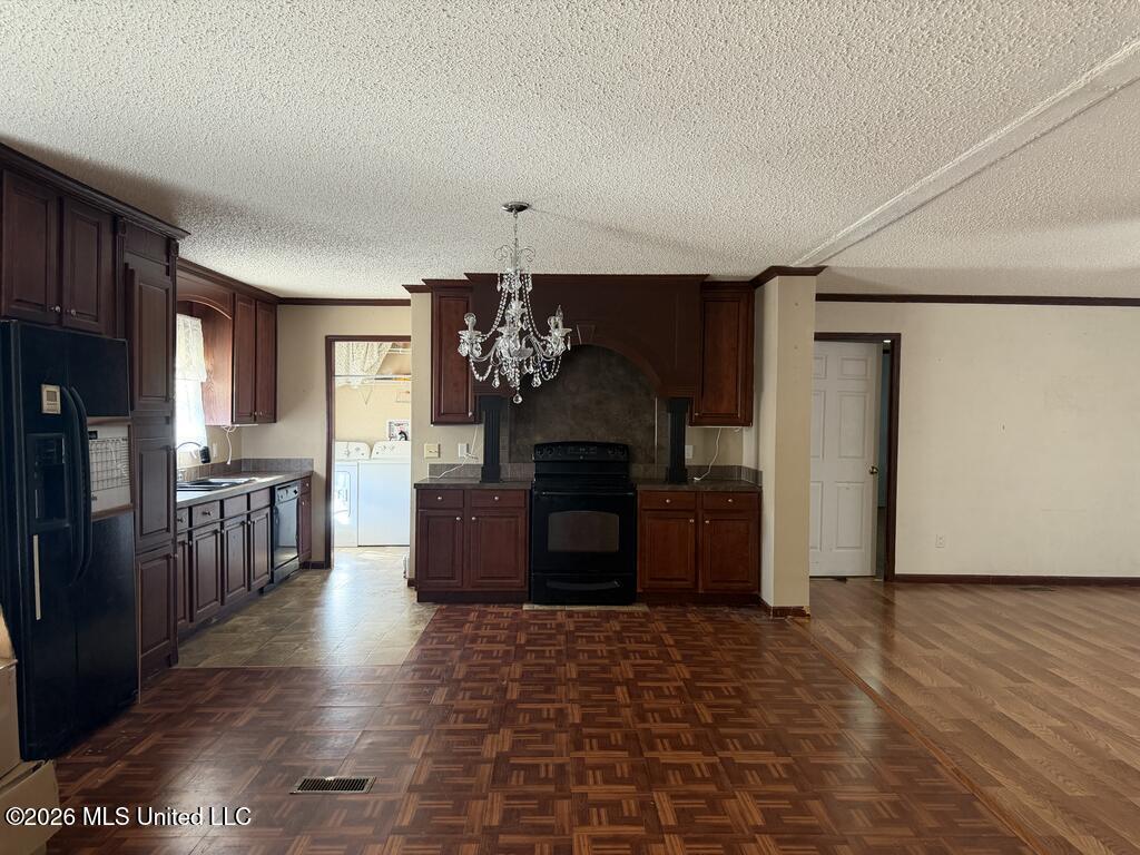 26200 Longvue Drive