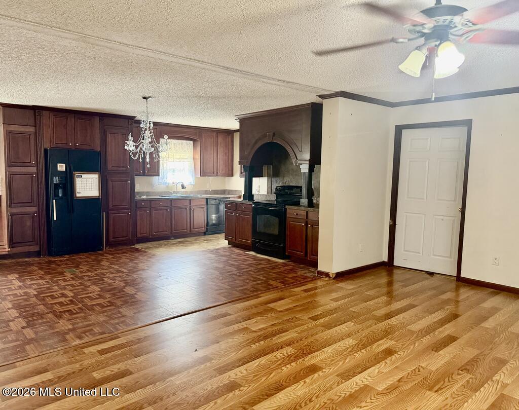 26200 Longvue Drive
