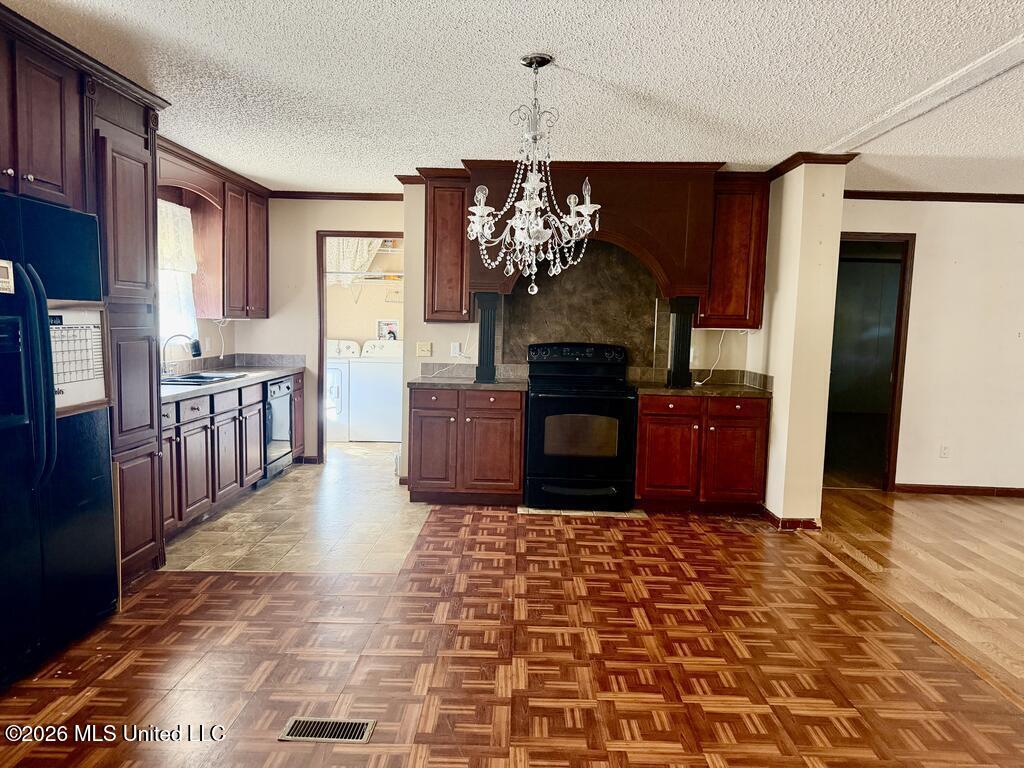 26200 Longvue Drive