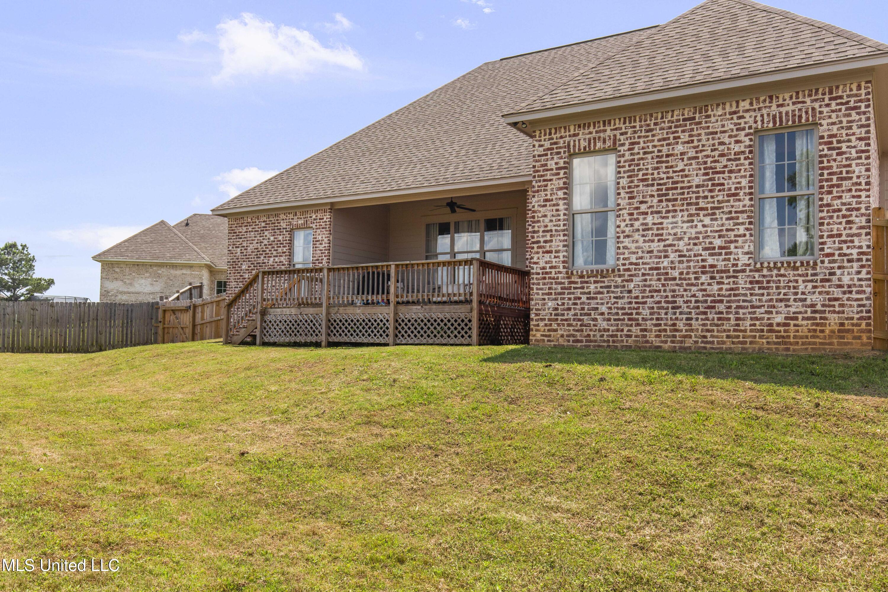 212 Ashbury Cove, Canton, Mississippi image 39