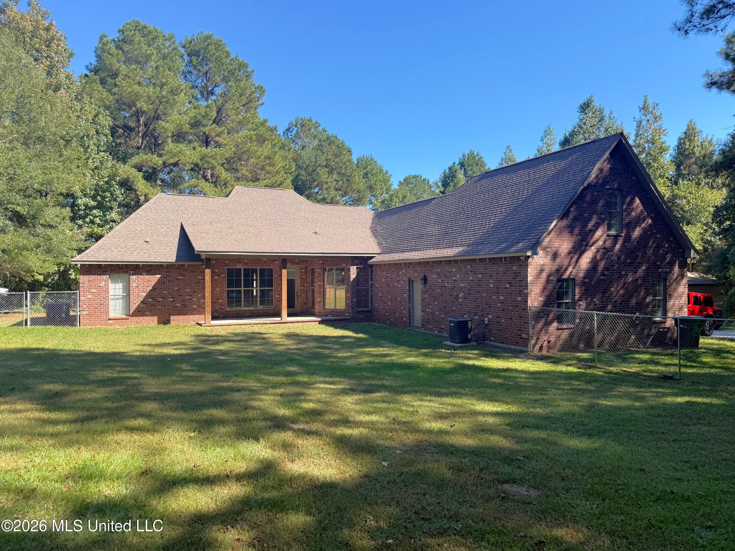 1038 Quail Ridge Drive