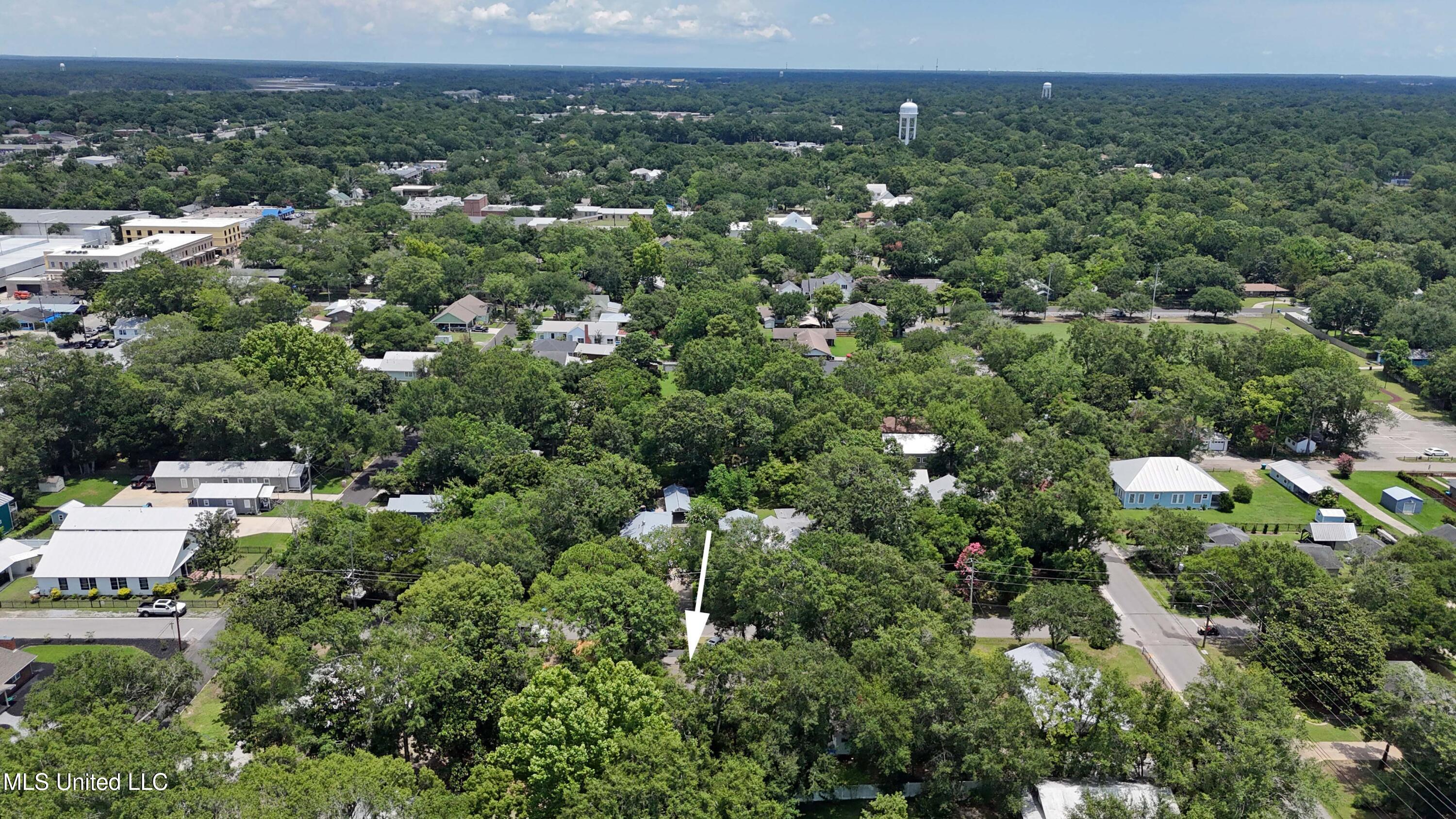 609 Russell Avenue, Ocean Springs, Mississippi image 22