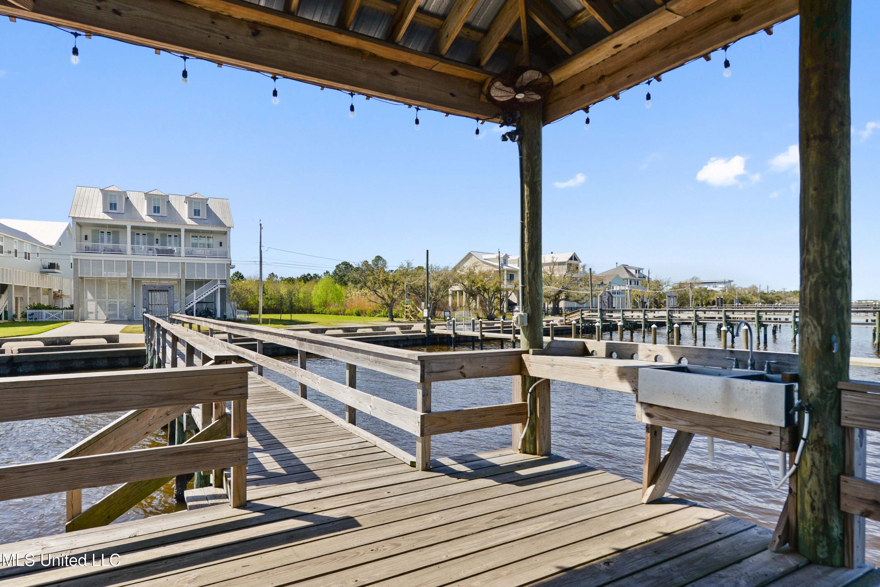 1532 N Beach Boulevard, Bay Saint Louis, Mississippi image 46