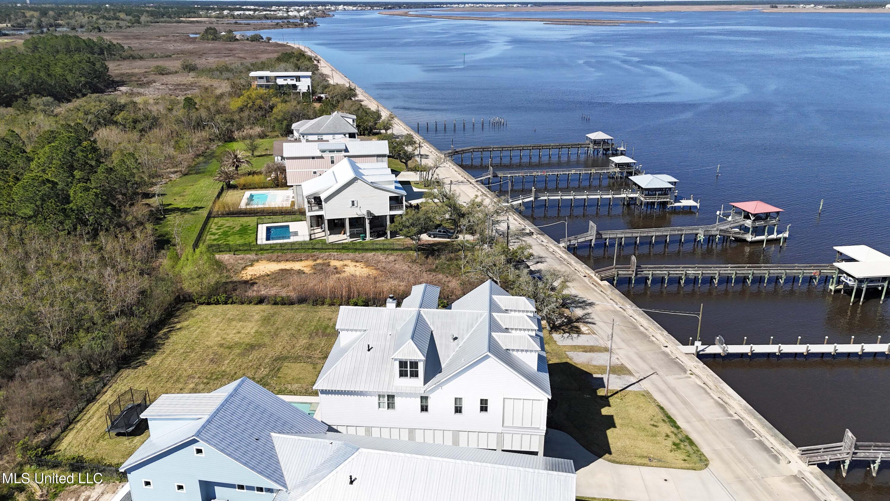 1532 N Beach Boulevard, Bay Saint Louis, Mississippi image 50