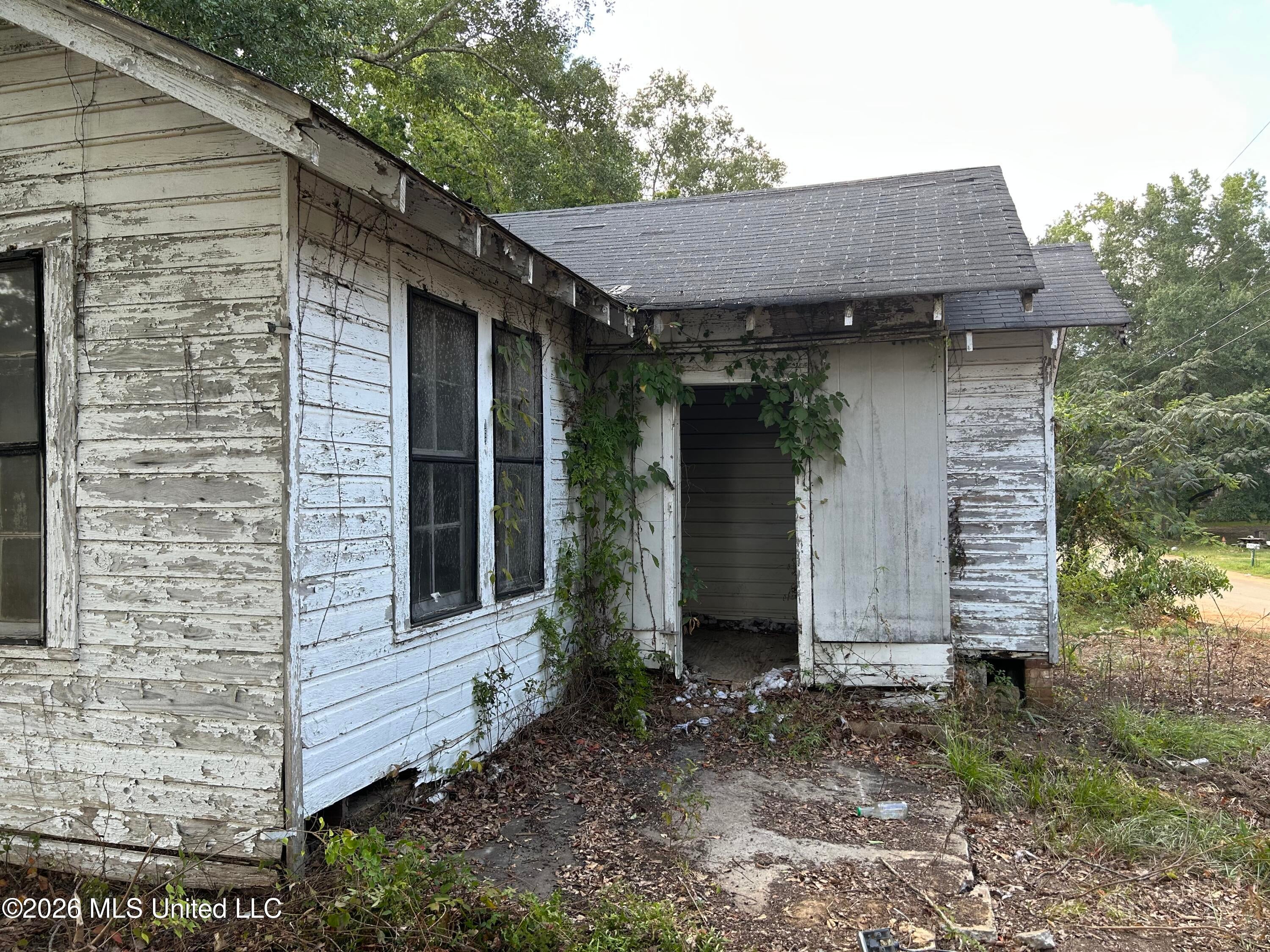 1536 Cc Bryant Drive