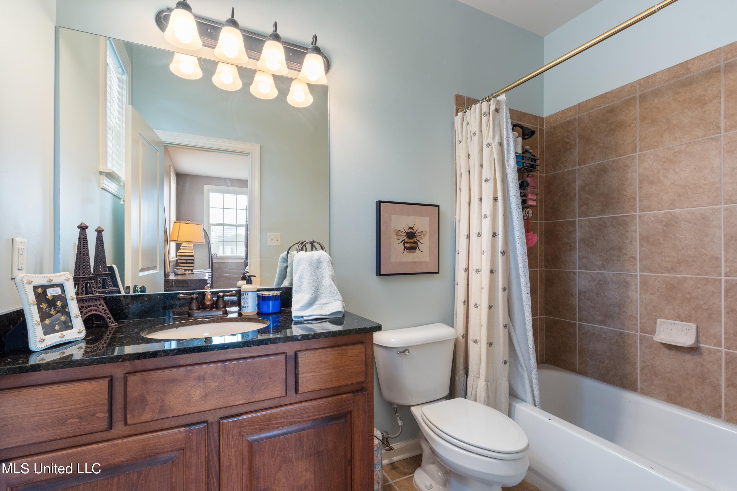 3095 W Beauvoir Place, Hernando, Mississippi image 39