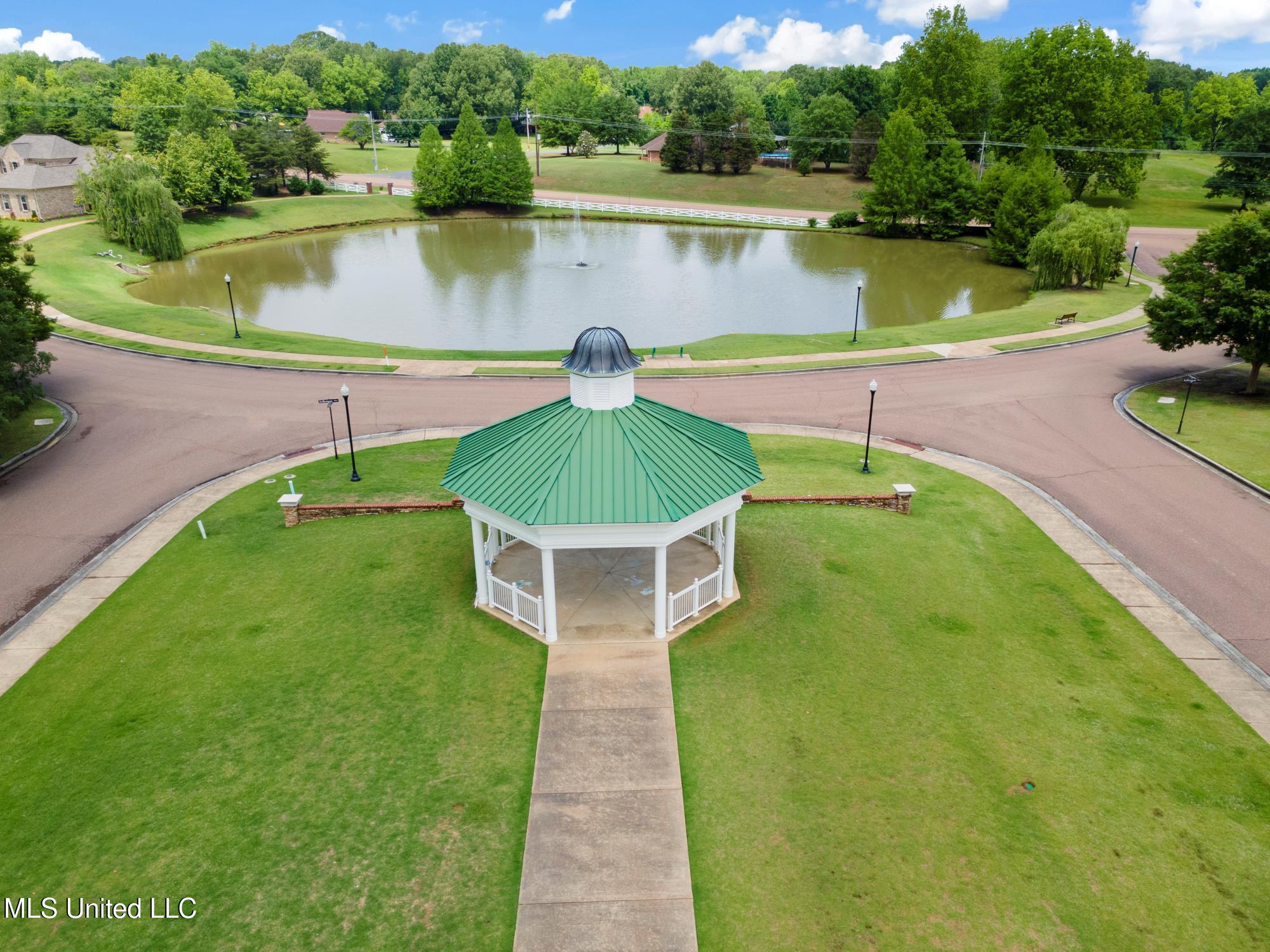 3095 W Beauvoir Place, Hernando, Mississippi image 49