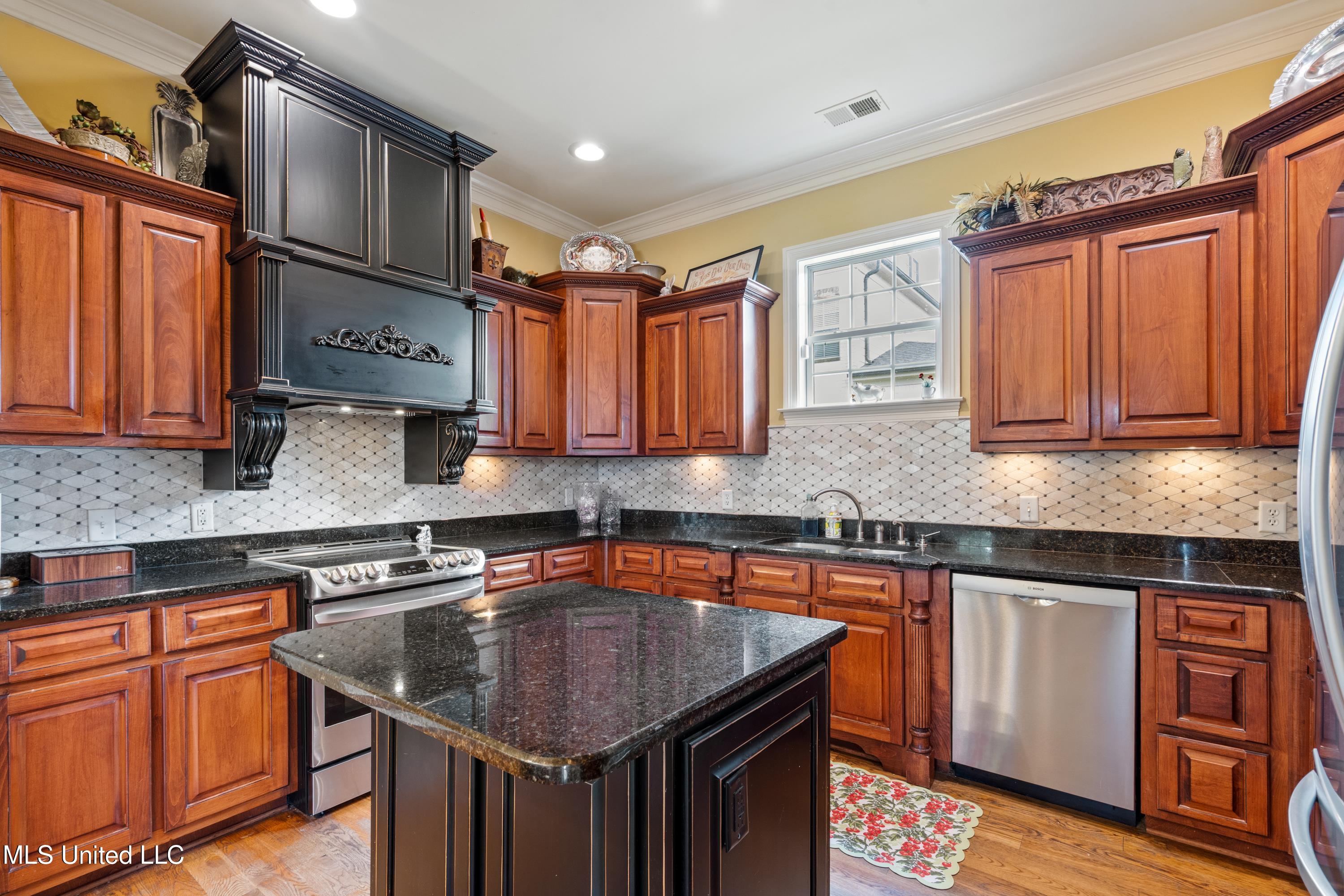 3095 W Beauvoir Place, Hernando, Mississippi image 15