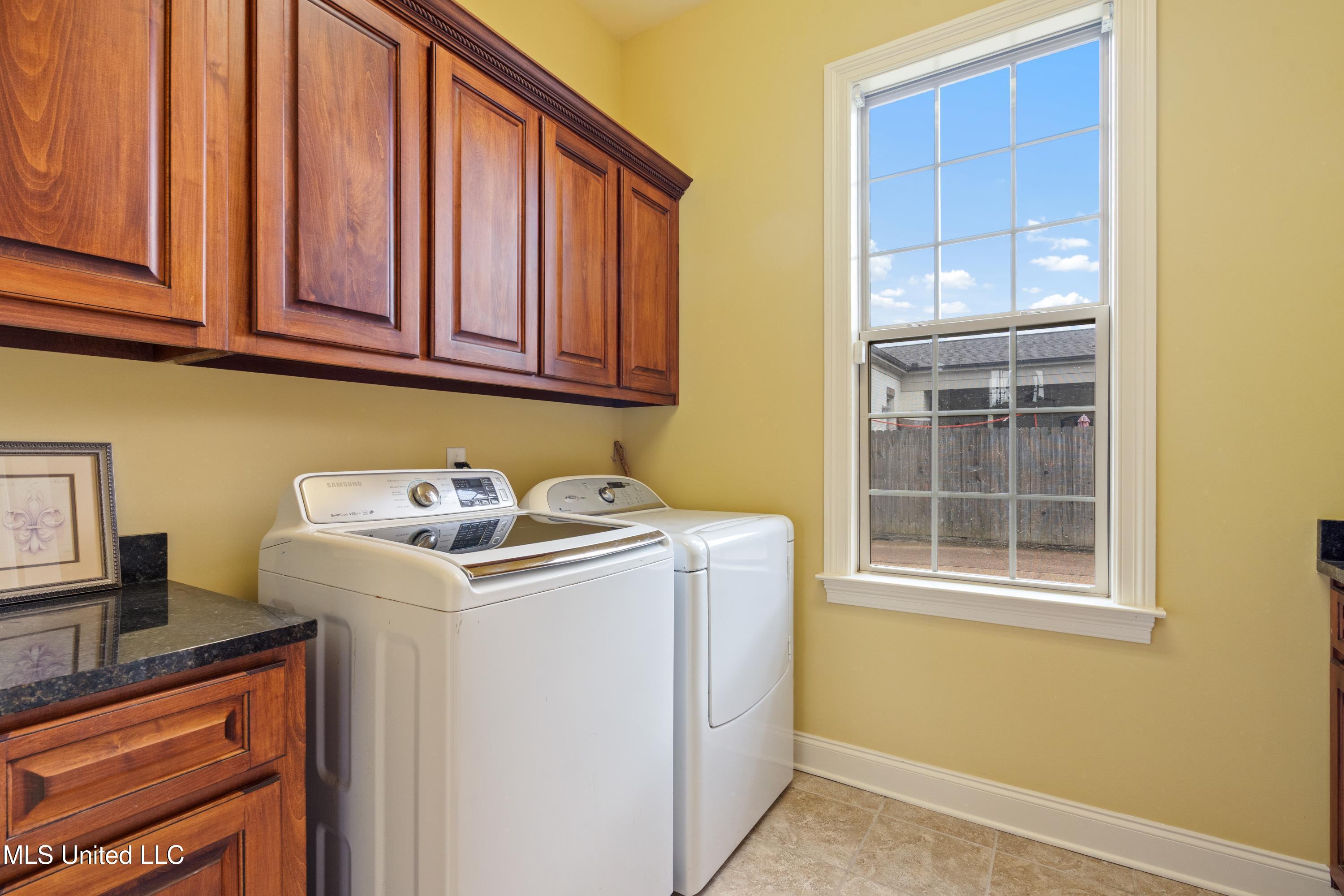3095 W Beauvoir Place, Hernando, Mississippi image 27