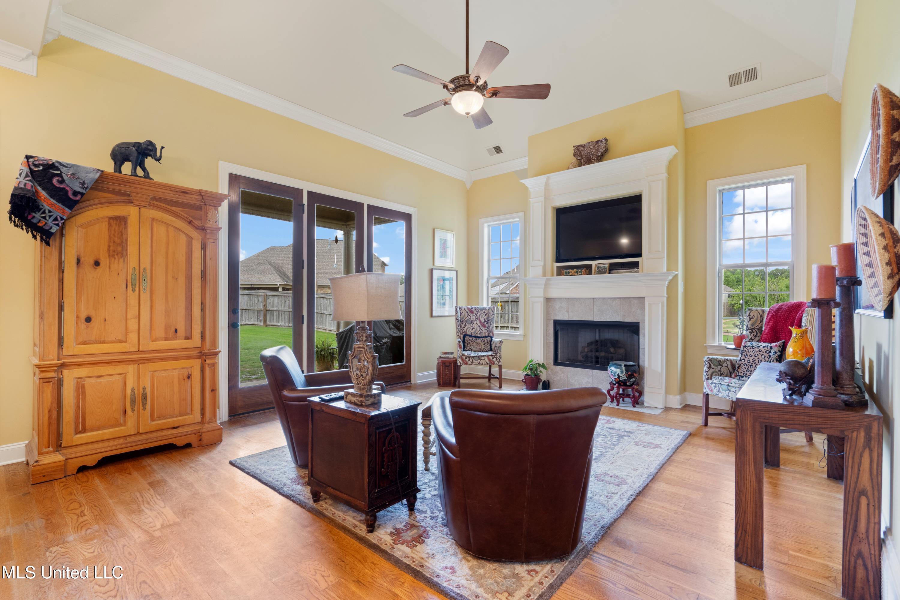 3095 W Beauvoir Place, Hernando, Mississippi image 17
