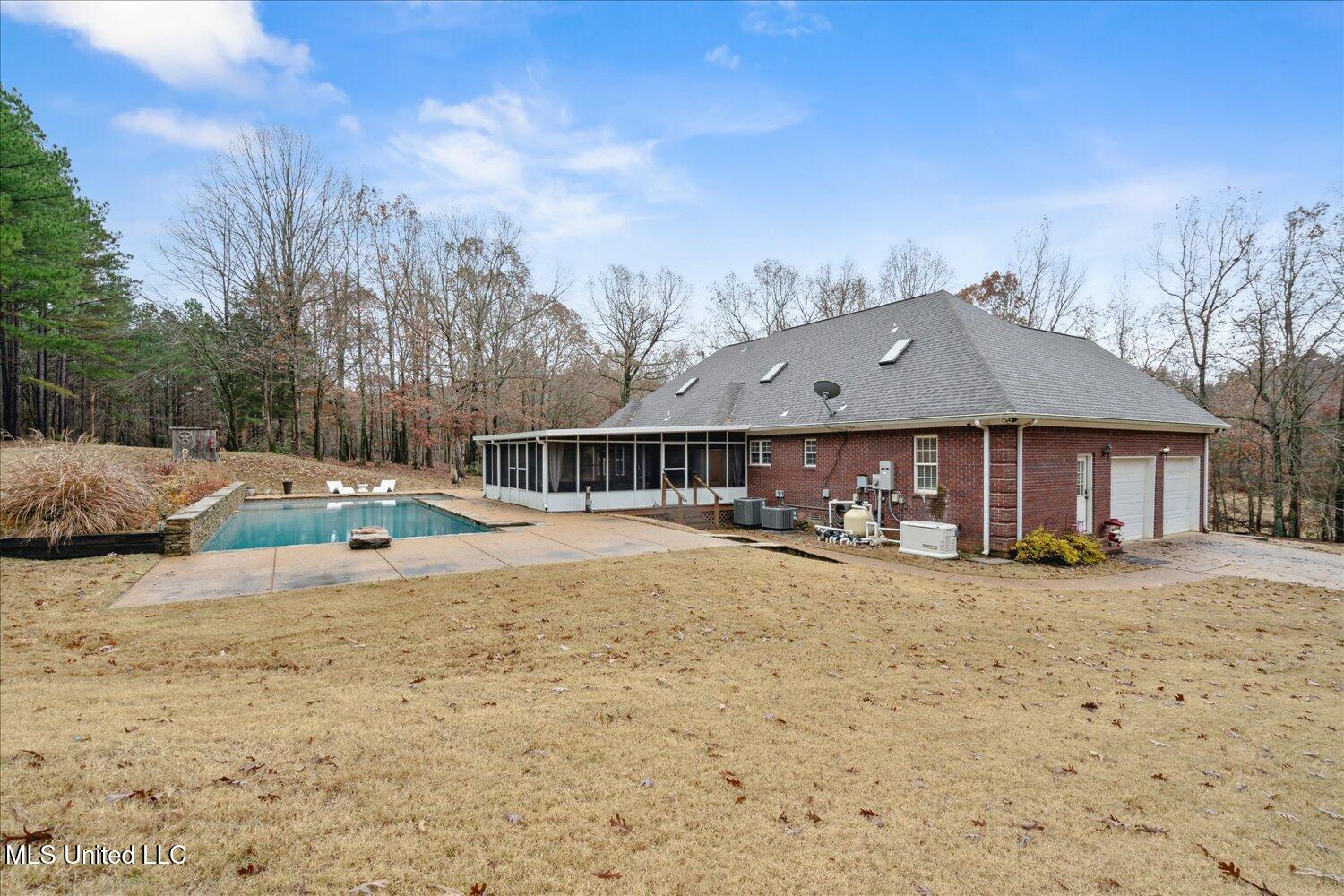 2674 S Slayden Rd, Lamar, Mississippi image 34