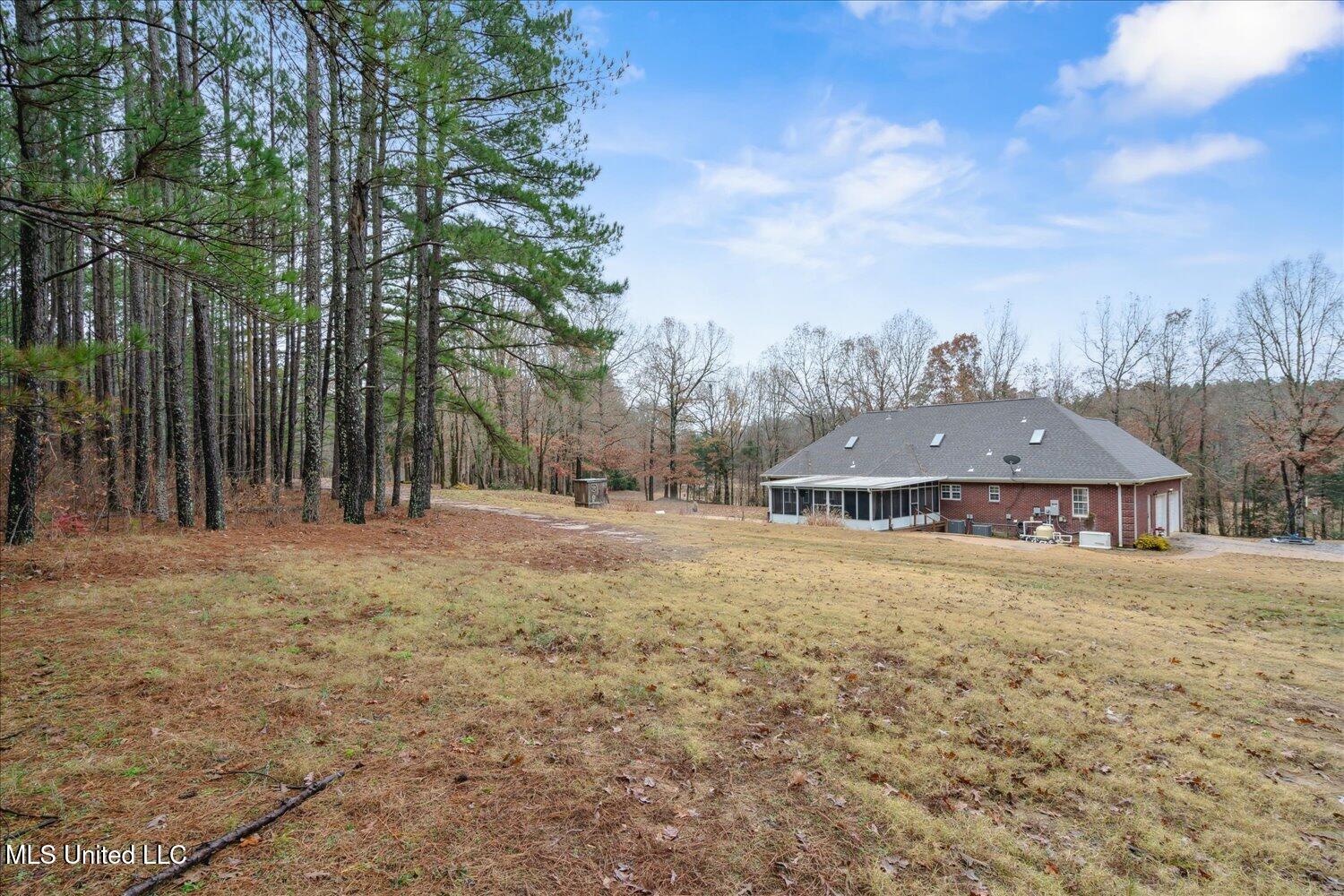 2674 S Slayden Rd, Lamar, Mississippi image 37