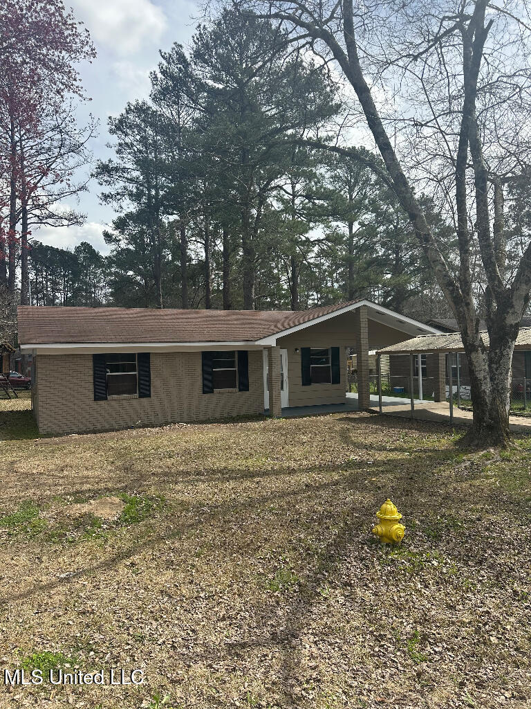 2816 Edgewood Drive, Meridian, Mississippi image 1