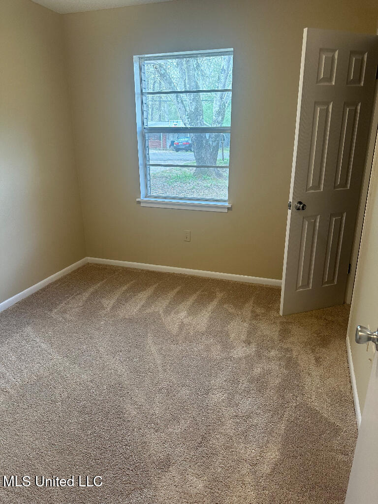 2816 Edgewood Drive, Meridian, Mississippi image 9