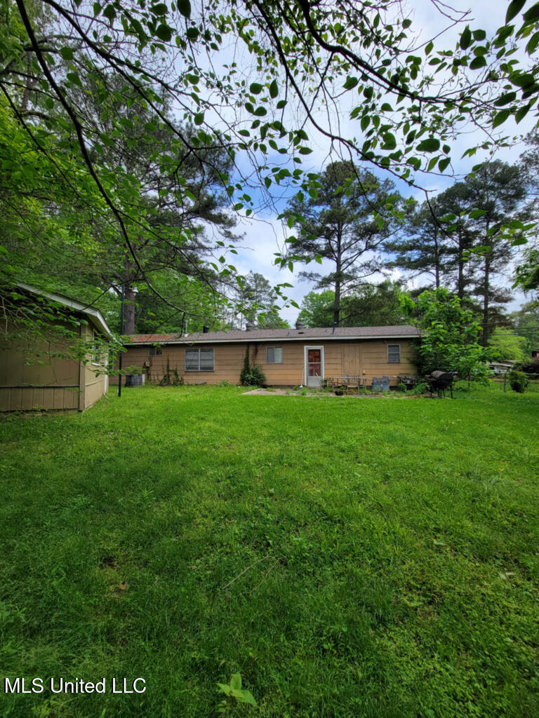 1405 Dianne Drive, Jackson, Mississippi image 12