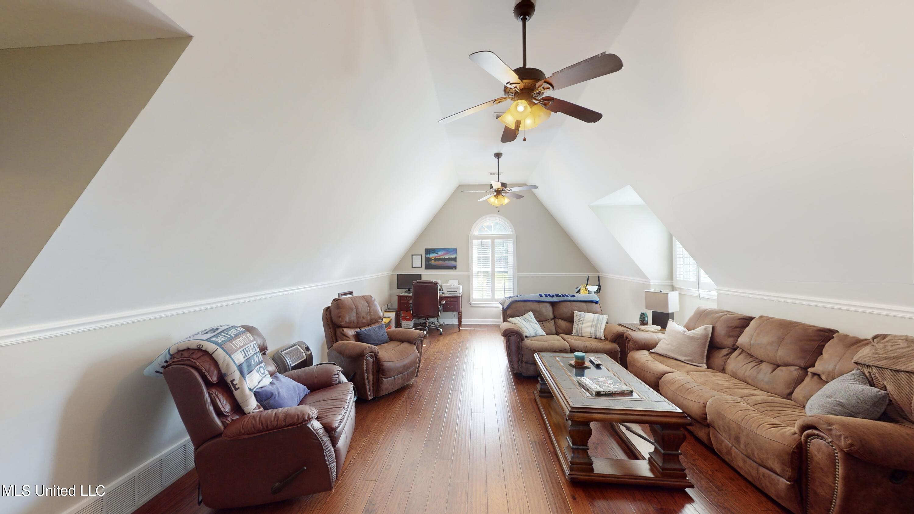 8771 Oakchase Cove, Walls, Mississippi image 38