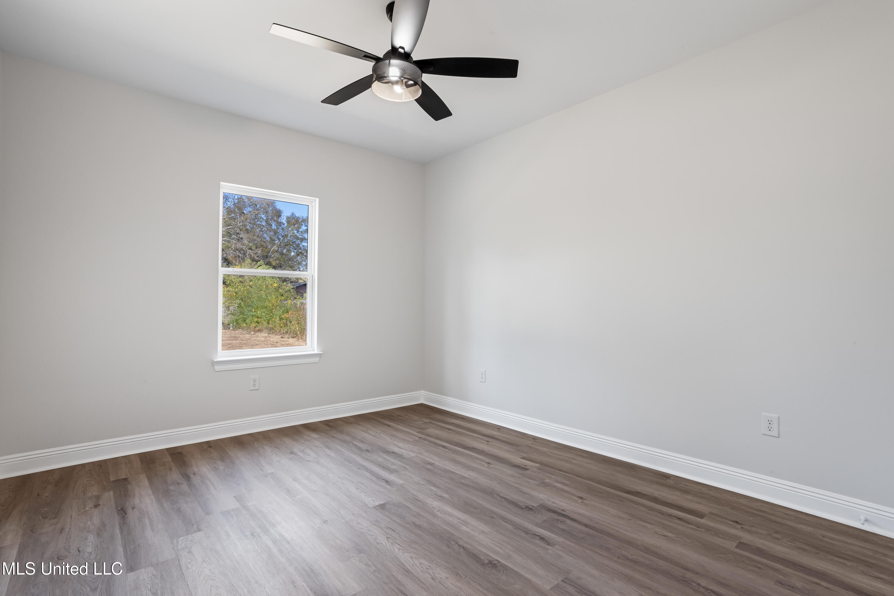 2608 N 8th Street, Ocean Springs, Mississippi image 30