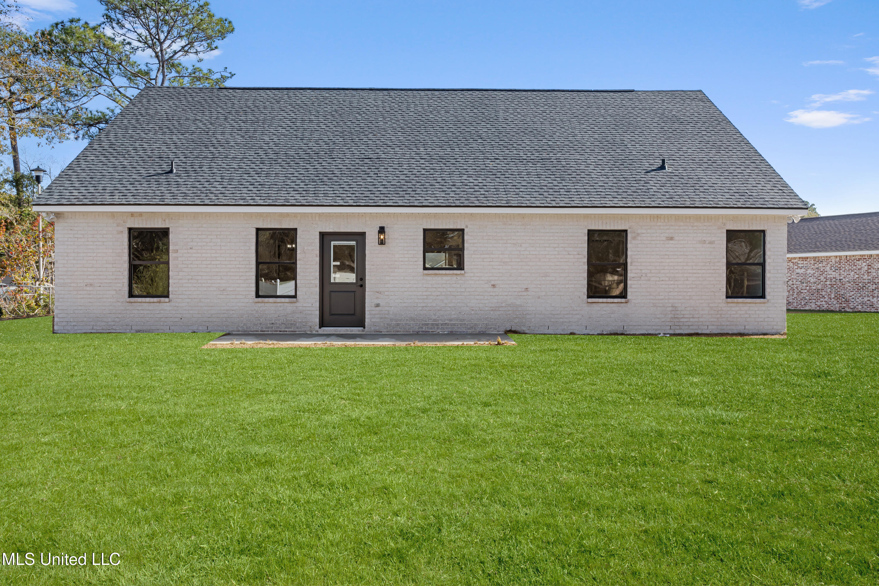 2608 N 8th Street, Ocean Springs, Mississippi image 33