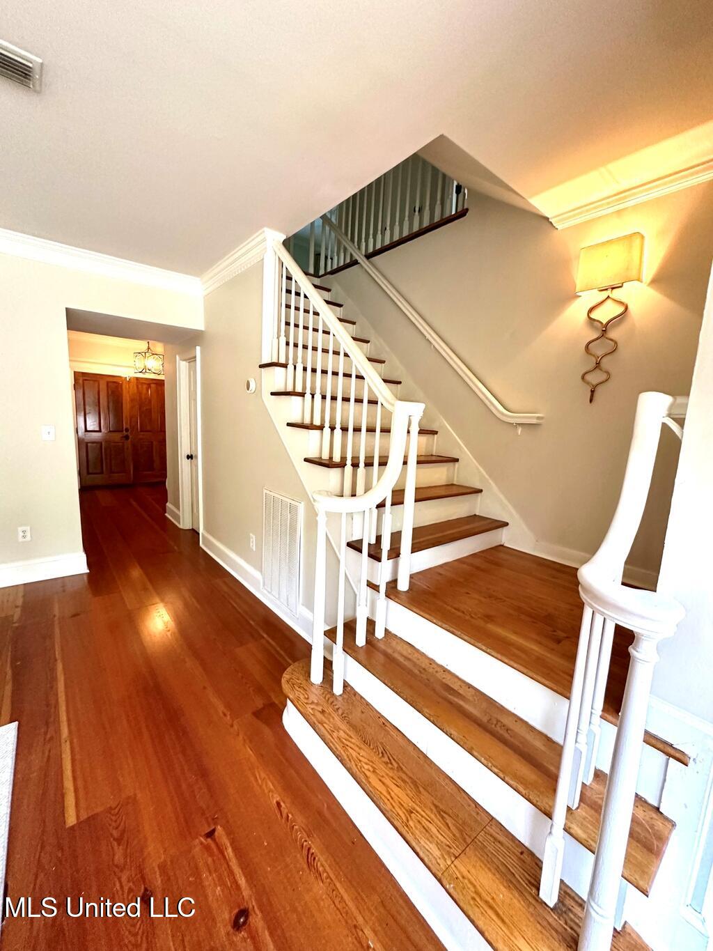 210 Brae Burn Drive, Jackson, Mississippi image 16