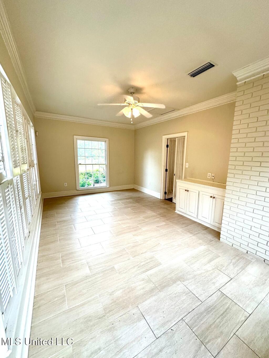 210 Brae Burn Drive, Jackson, Mississippi image 14