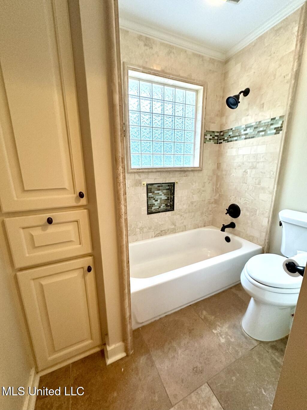 210 Brae Burn Drive, Jackson, Mississippi image 28