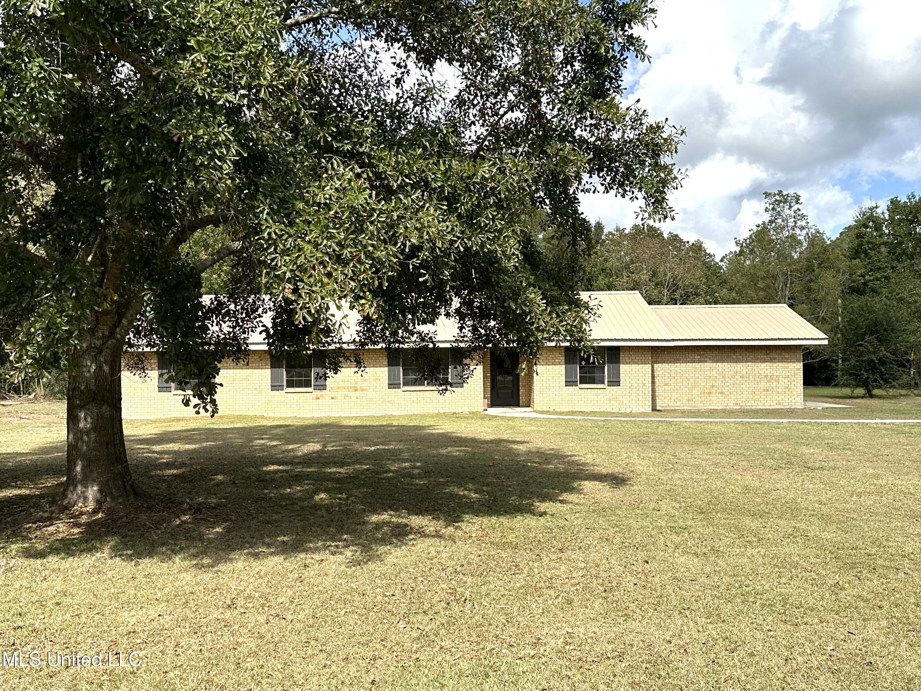 15077 Alsobrooks Road, Picayune, Mississippi image 3