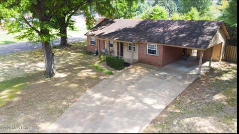 Homes For Sale - 2117 Brookhaven Drive<br/> Southaven, MS 38671