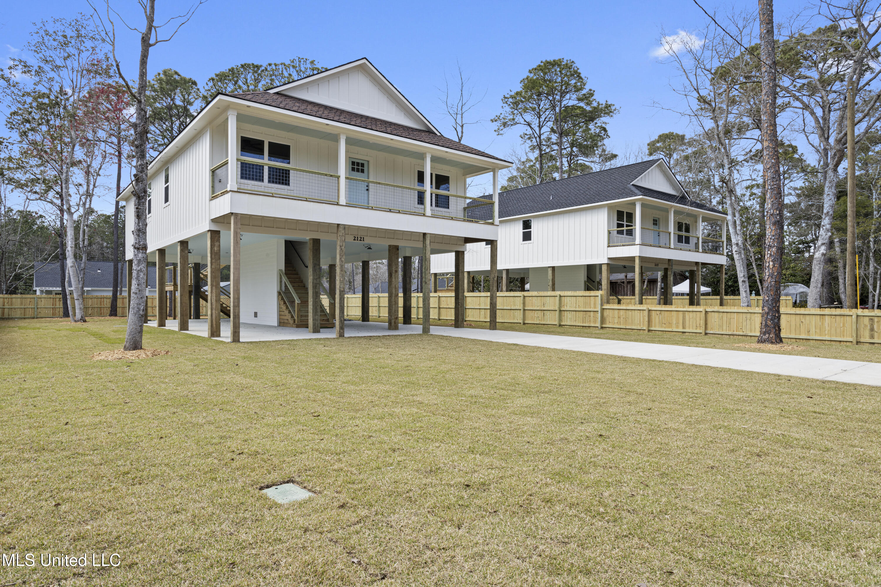 2121 S 7th Street, Ocean Springs, Mississippi image 2