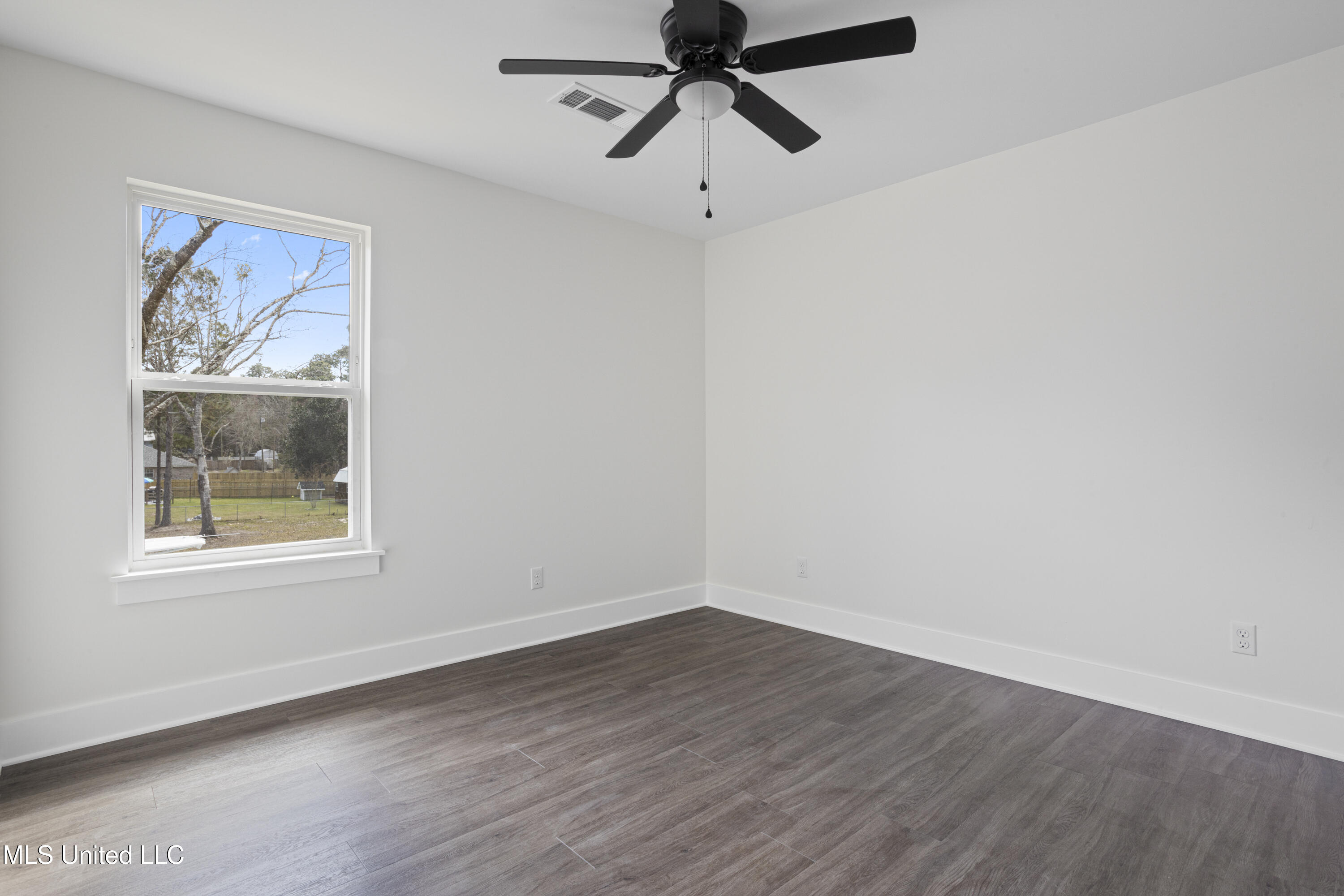 2121 S 7th Street, Ocean Springs, Mississippi image 35