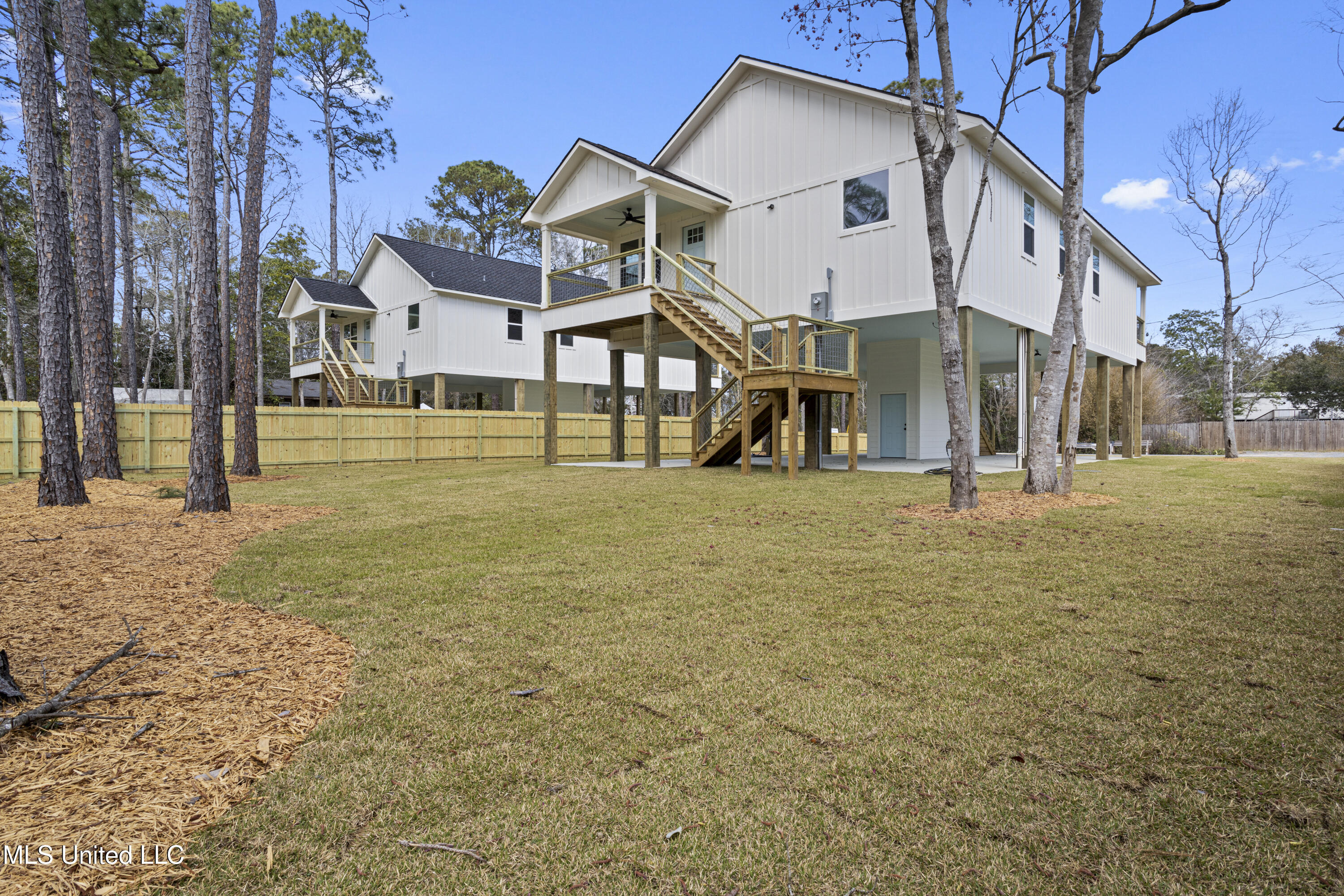 2121 S 7th Street, Ocean Springs, Mississippi image 4
