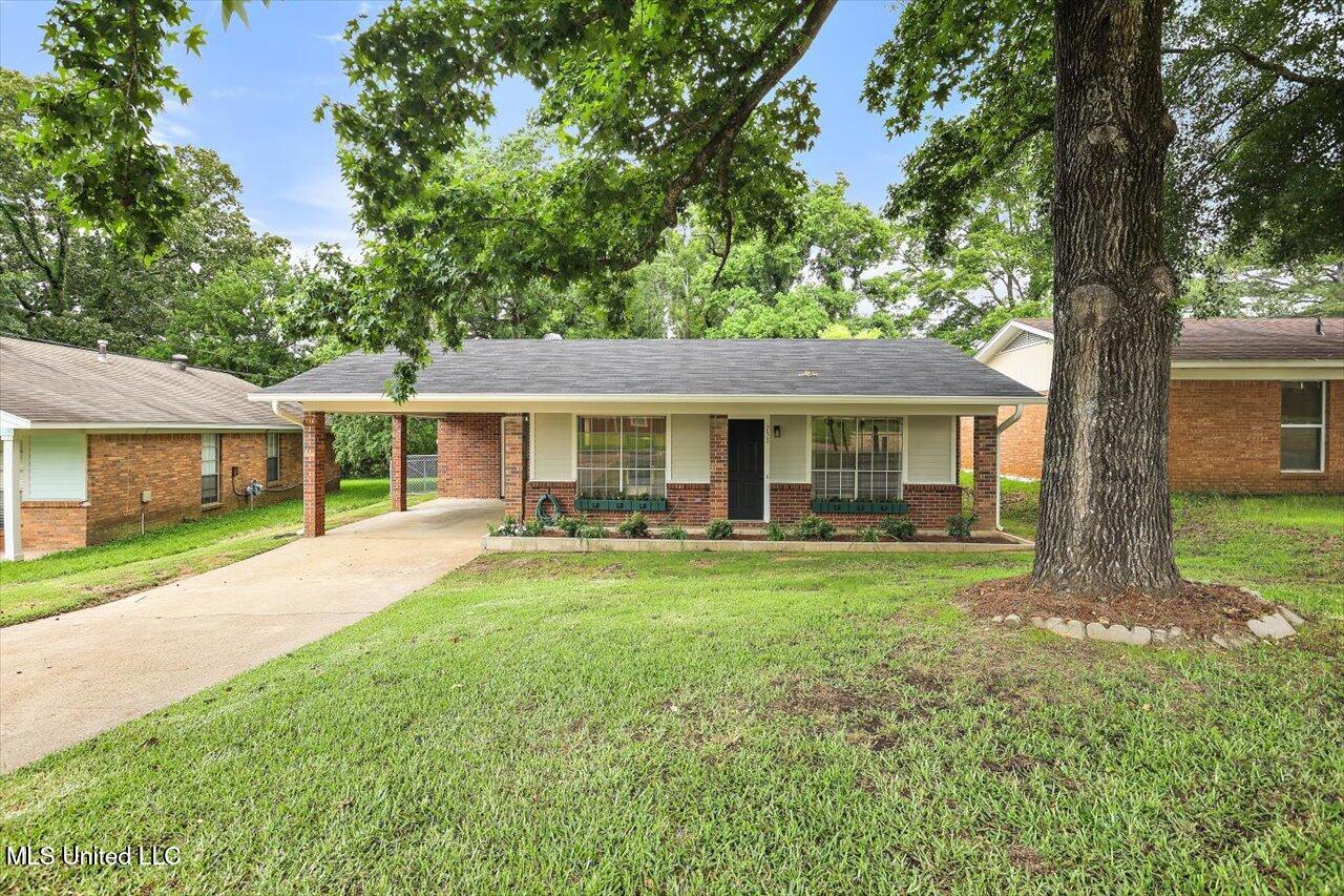 733 Clearmont Drive, Pearl, Mississippi image 1