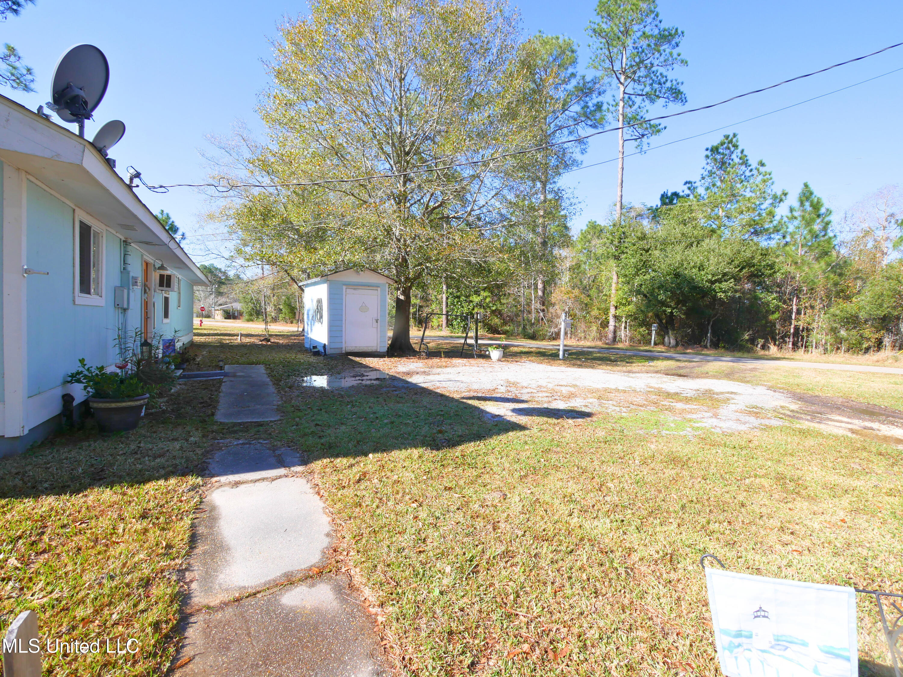 6138 E Desoto Street, Bay Saint Louis, Mississippi image 3