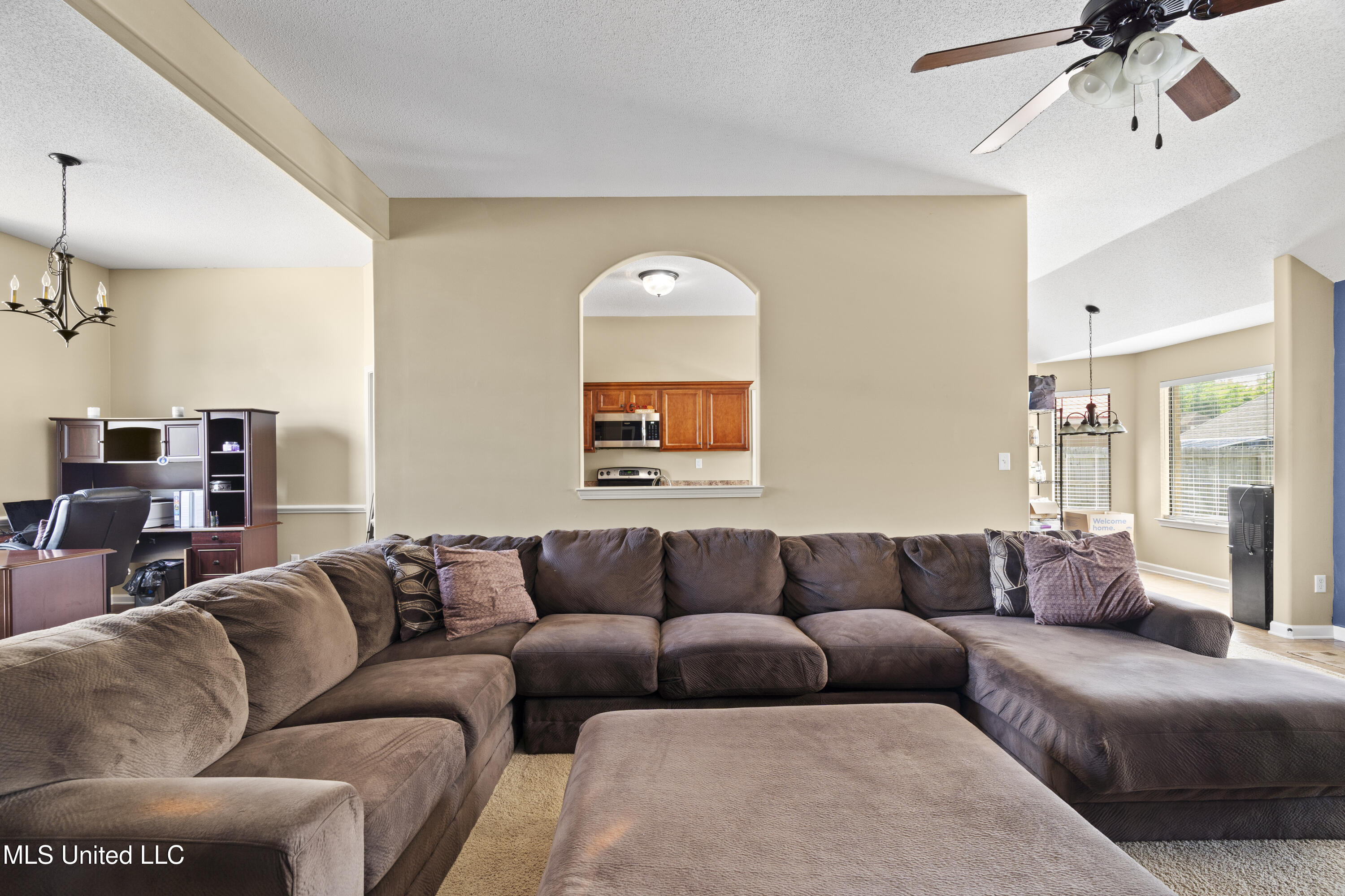 4239 Three Wishes Cove, Olive Branch, Mississippi image 10