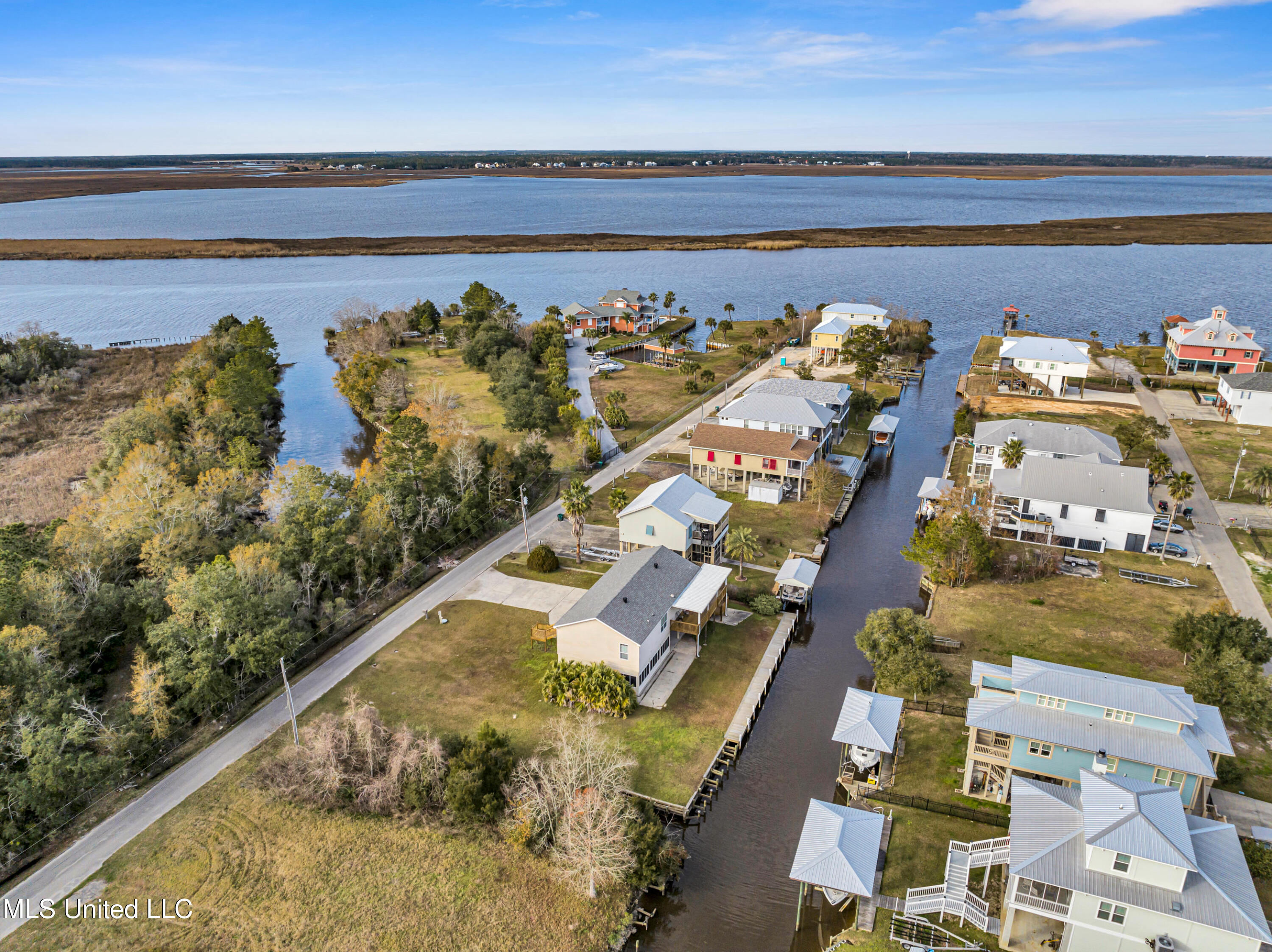 85 Harrison Road, Bay Saint Louis, Mississippi image 3